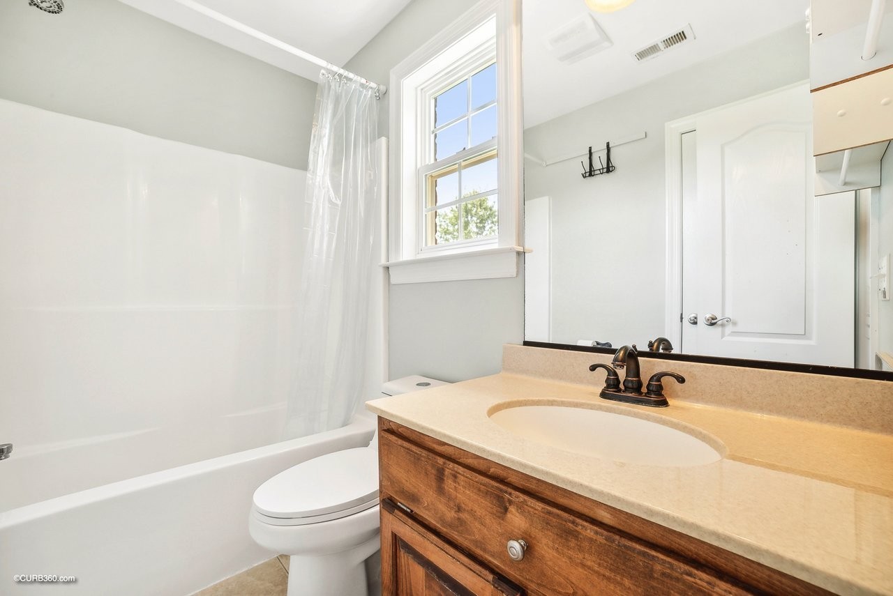 3913 Amanda Beth Ct