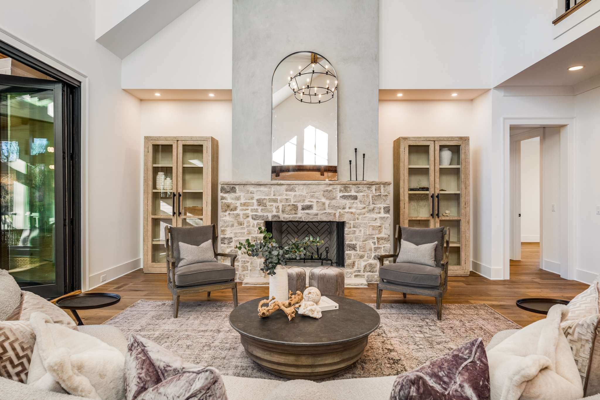 899 Van Leer Dr