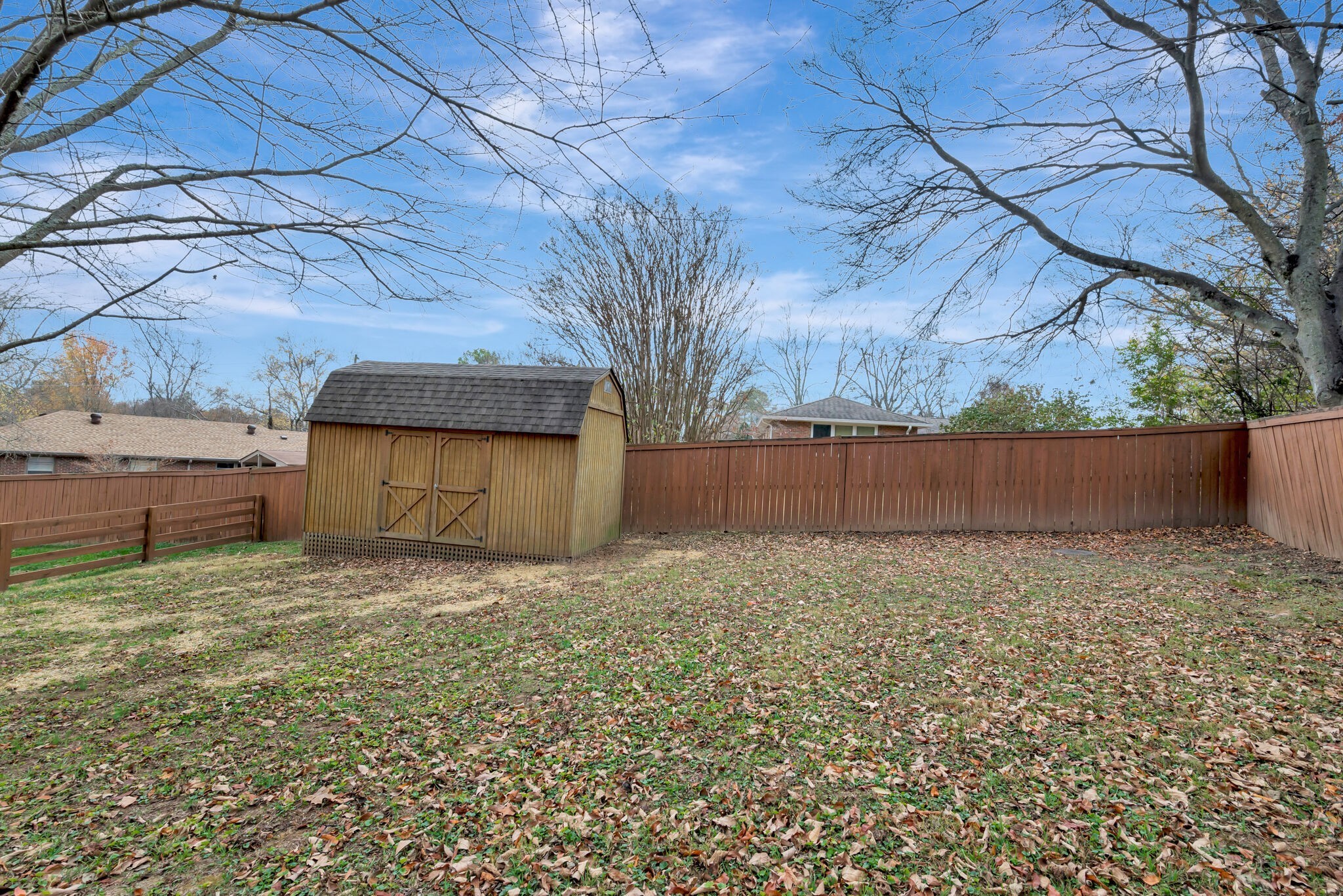 5217 Smartt Dr