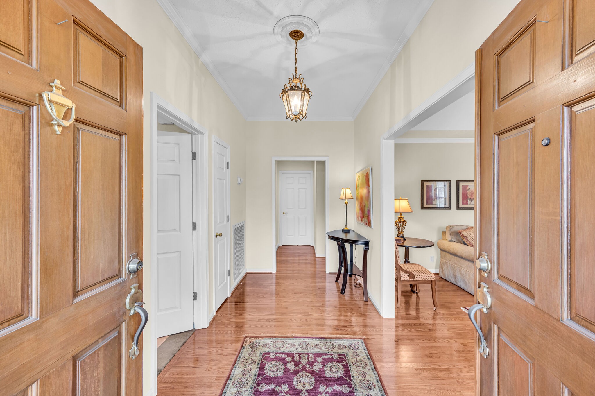 101 Hearthstone Manor Cir