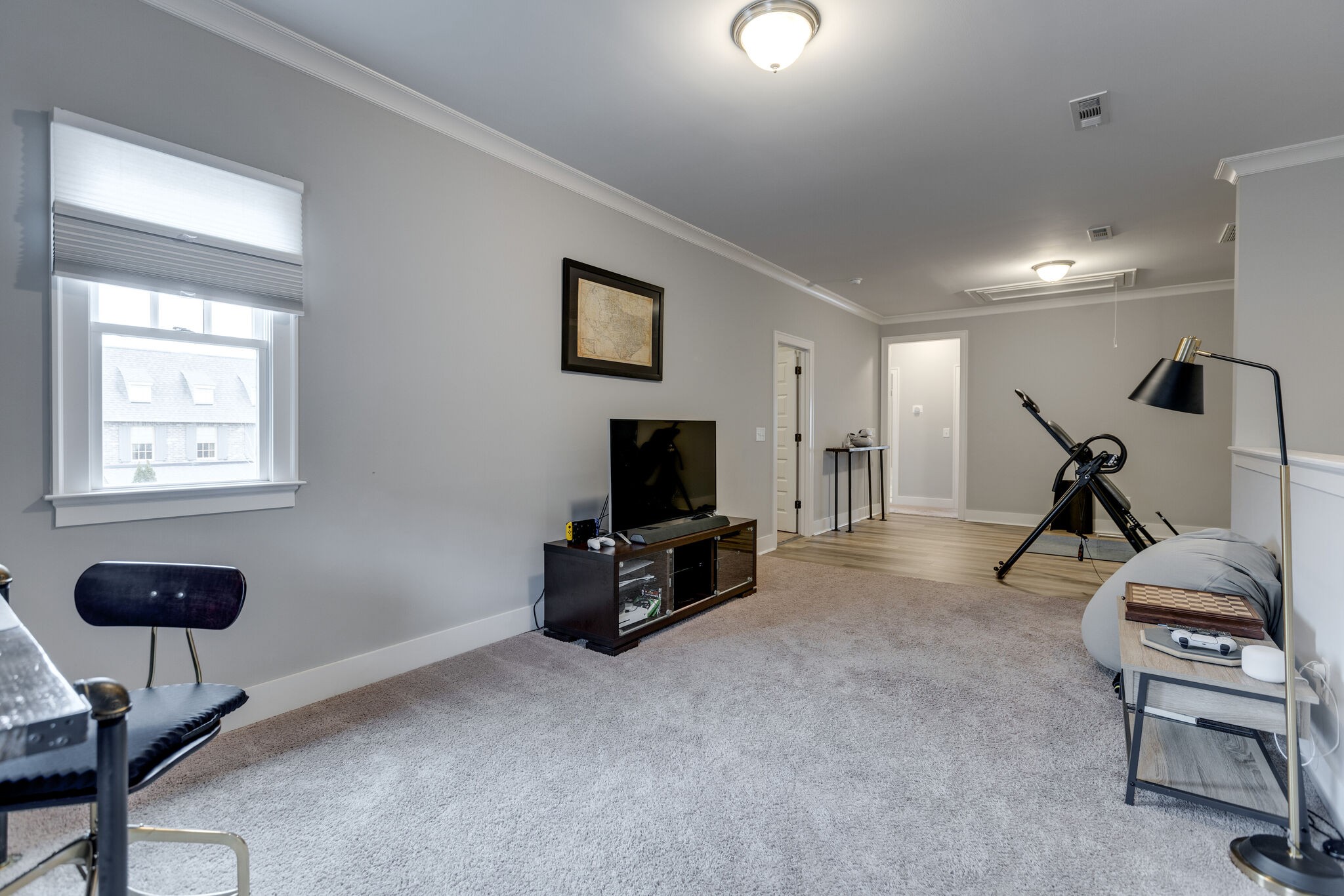 748 Fontwell Ln