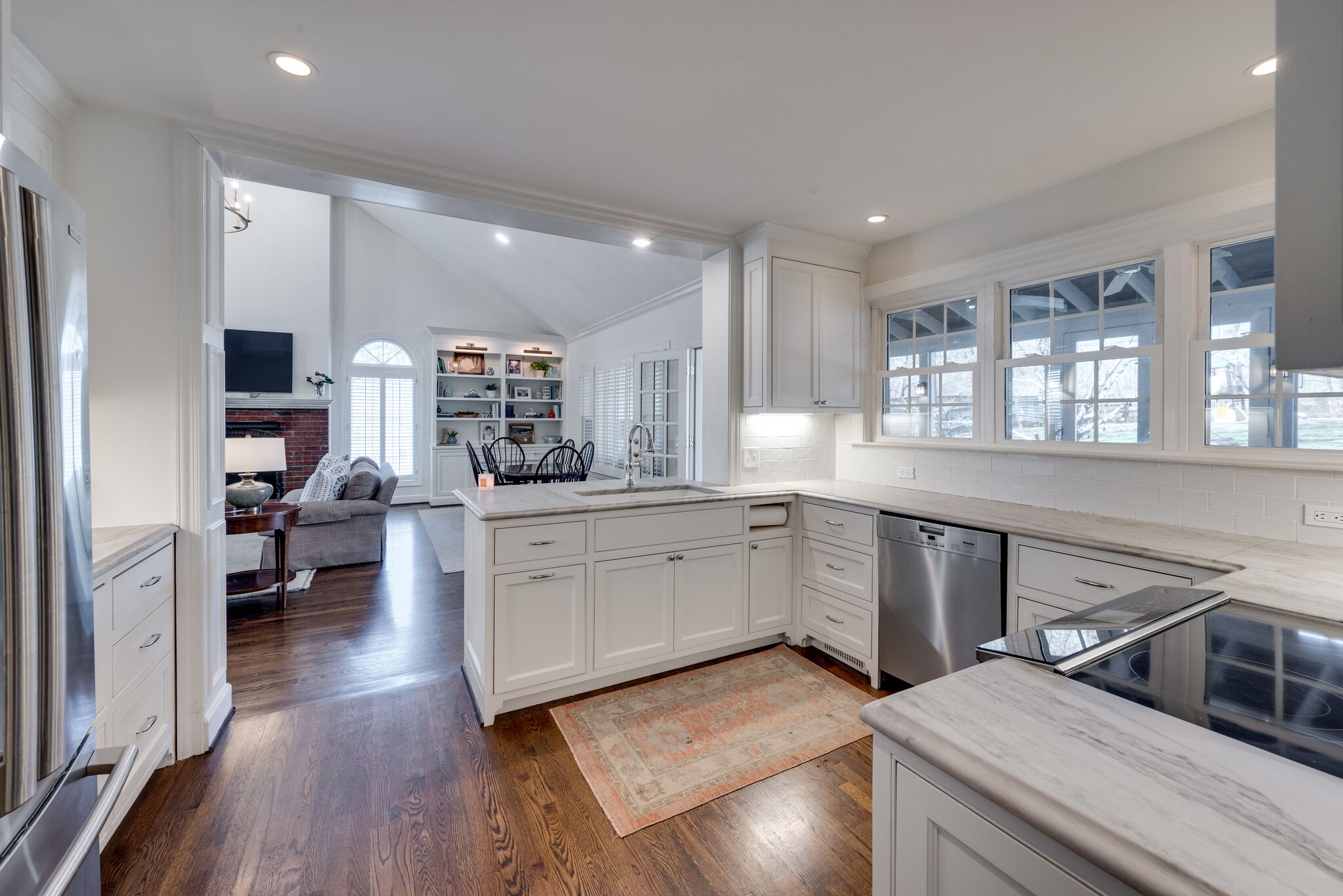 703 Clearview Dr