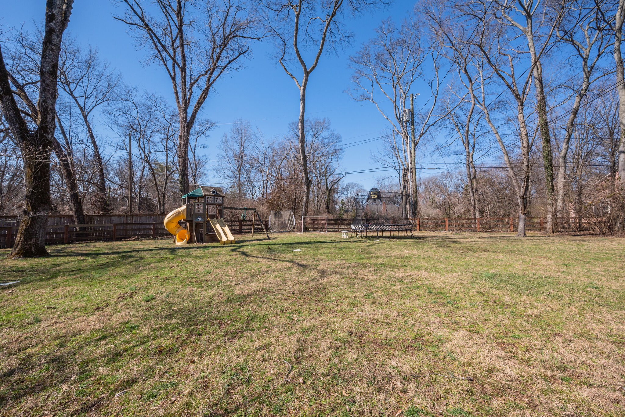 703 Clearview Dr
