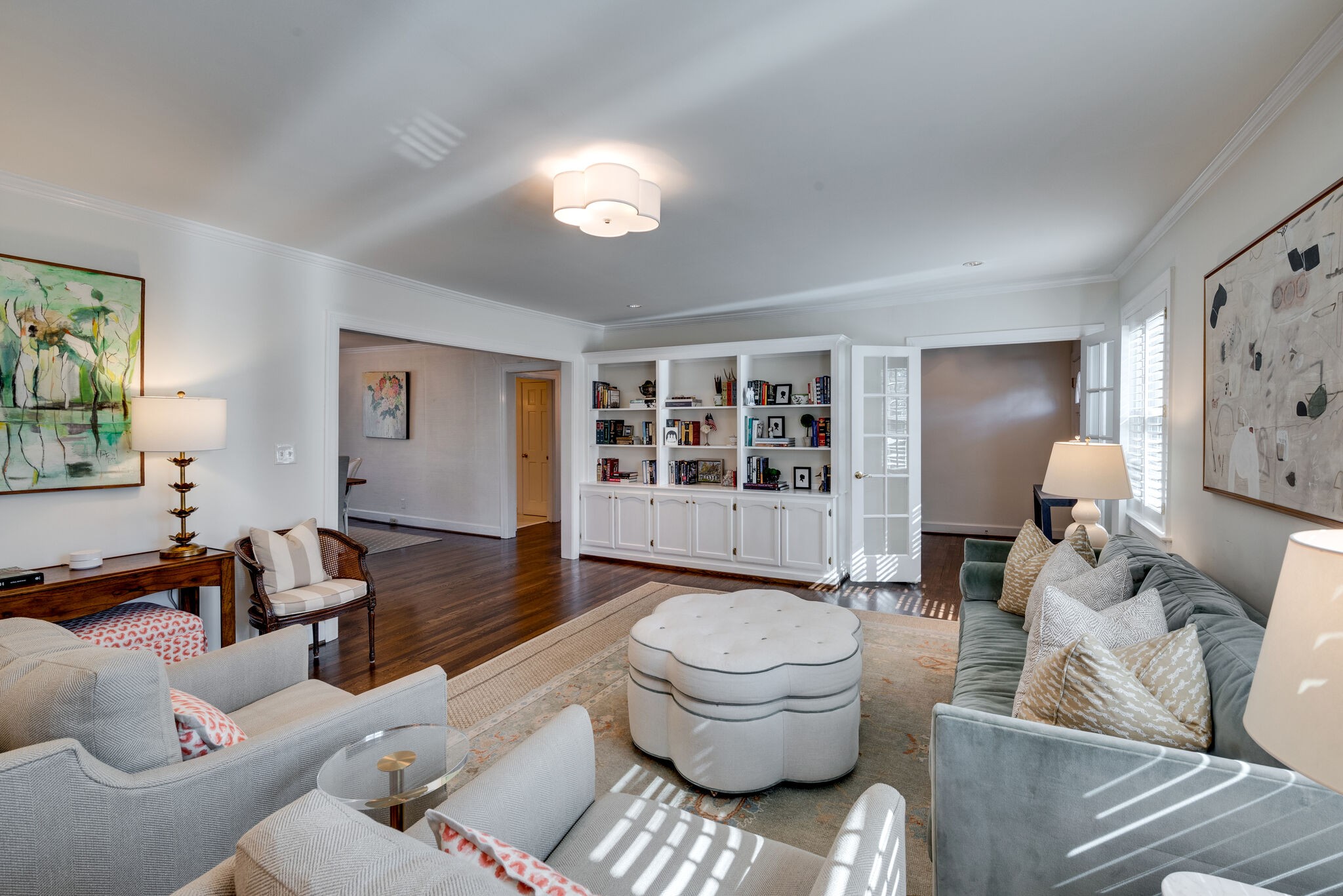 703 Clearview Dr