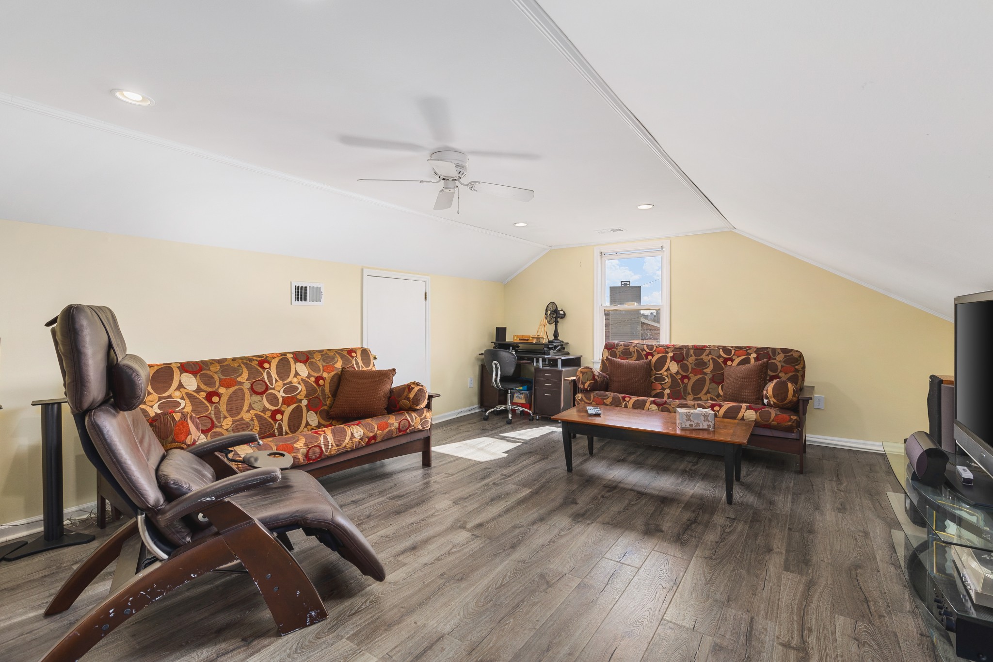 140 Morton Mill Cir