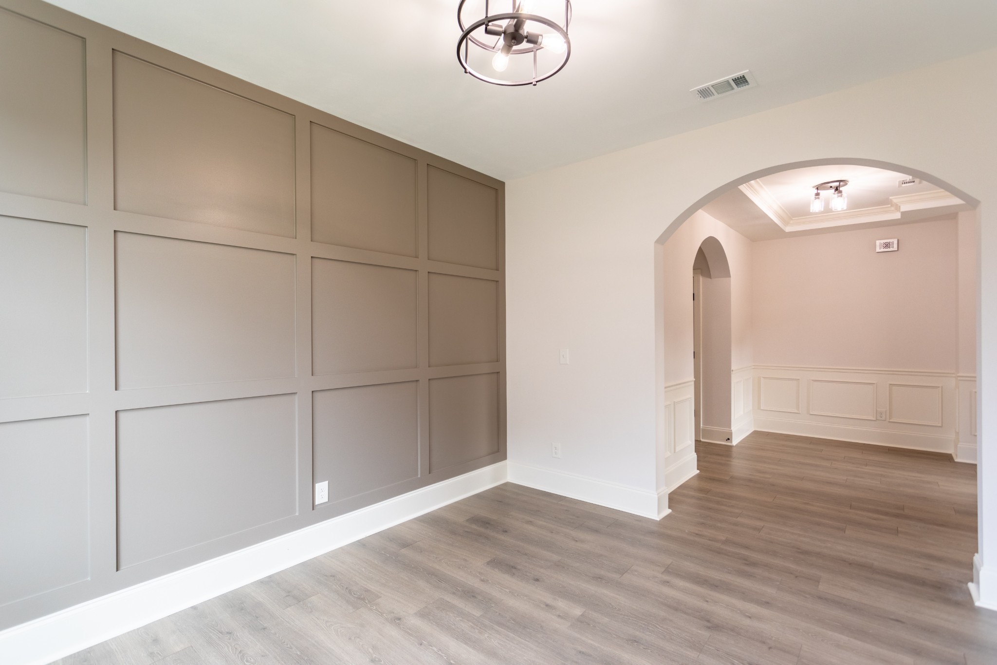 9798 Glenmore Ln