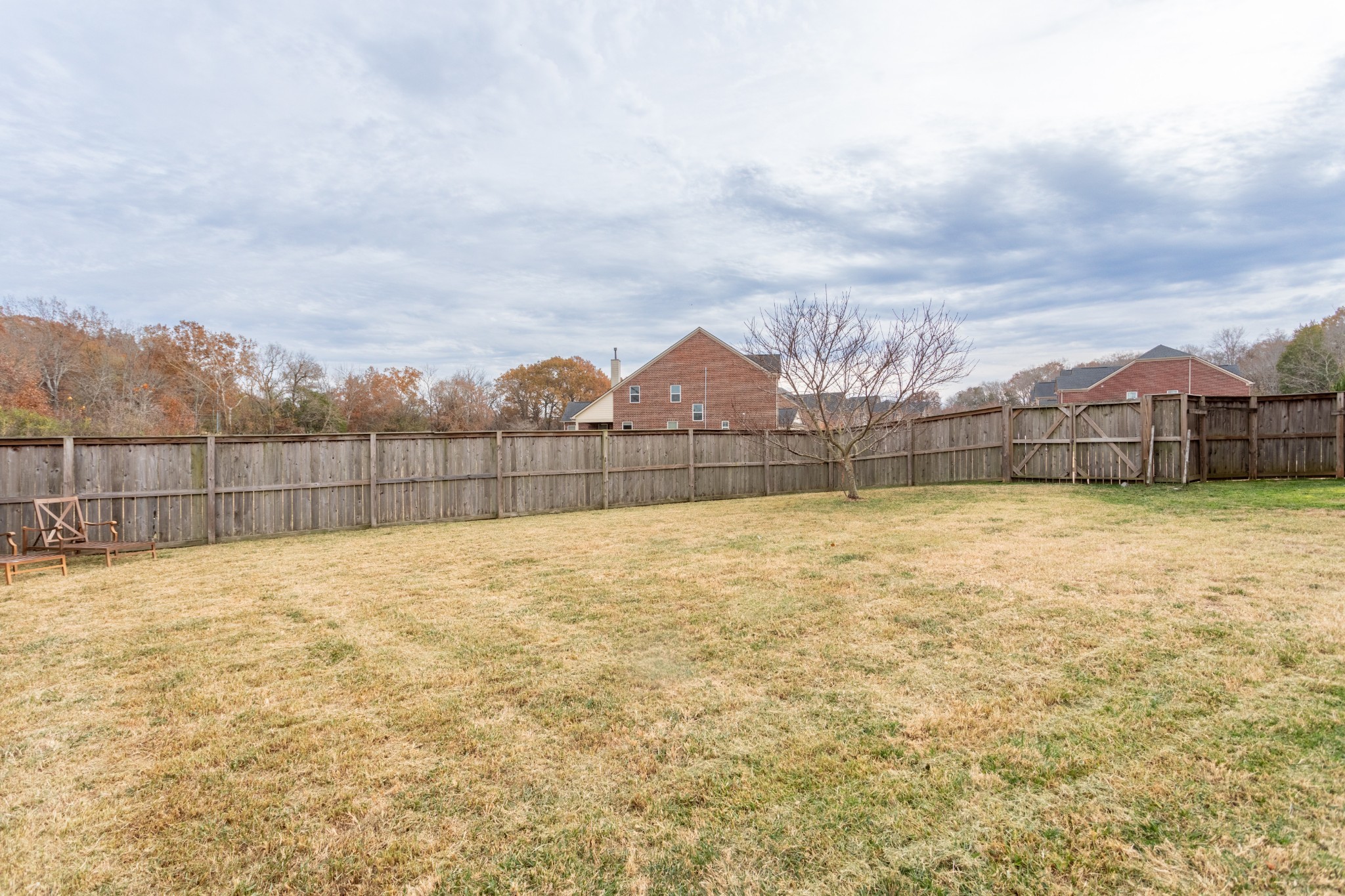 9798 Glenmore Ln