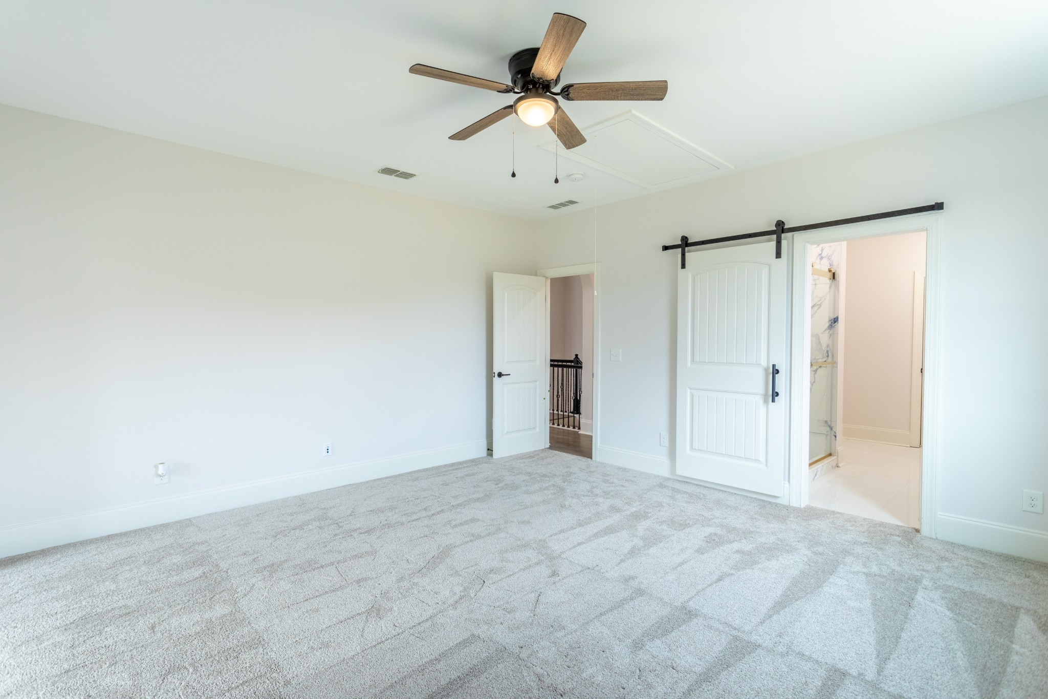 9798 Glenmore Ln