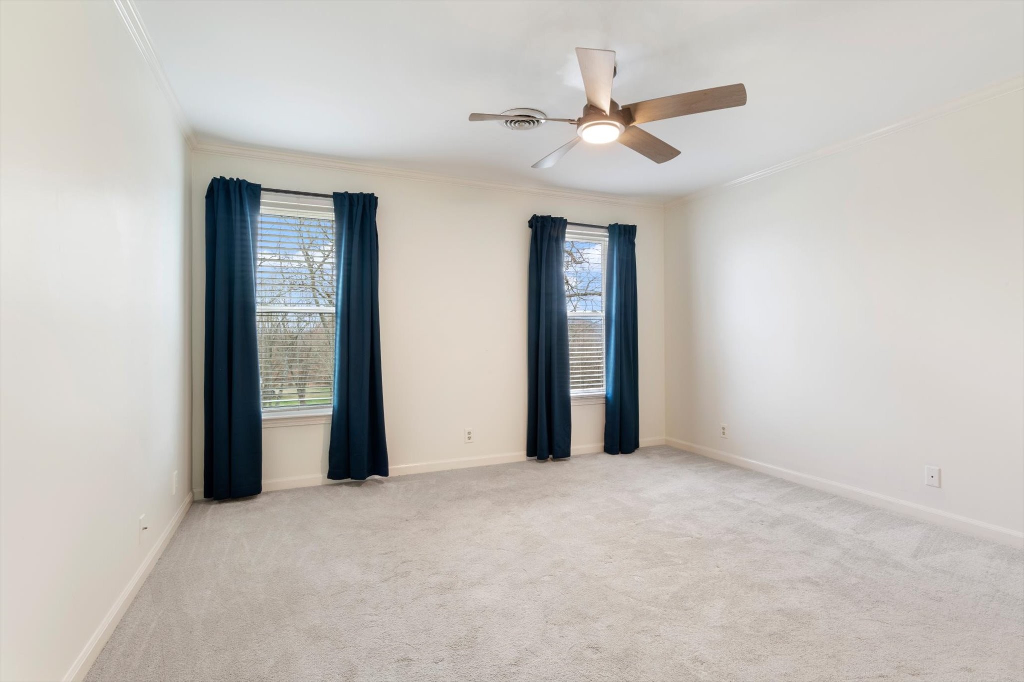 9540 Secretariat Ln