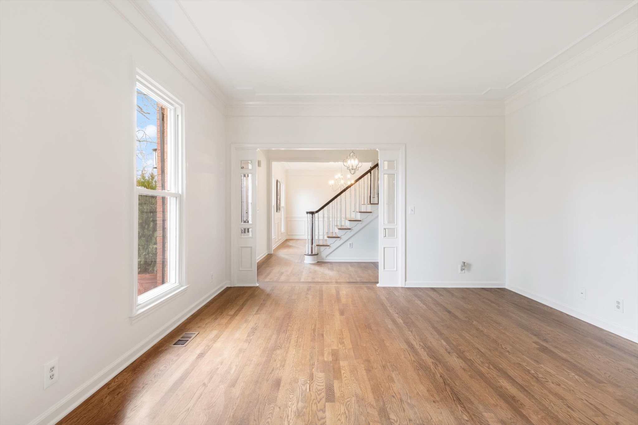 9540 Secretariat Ln
