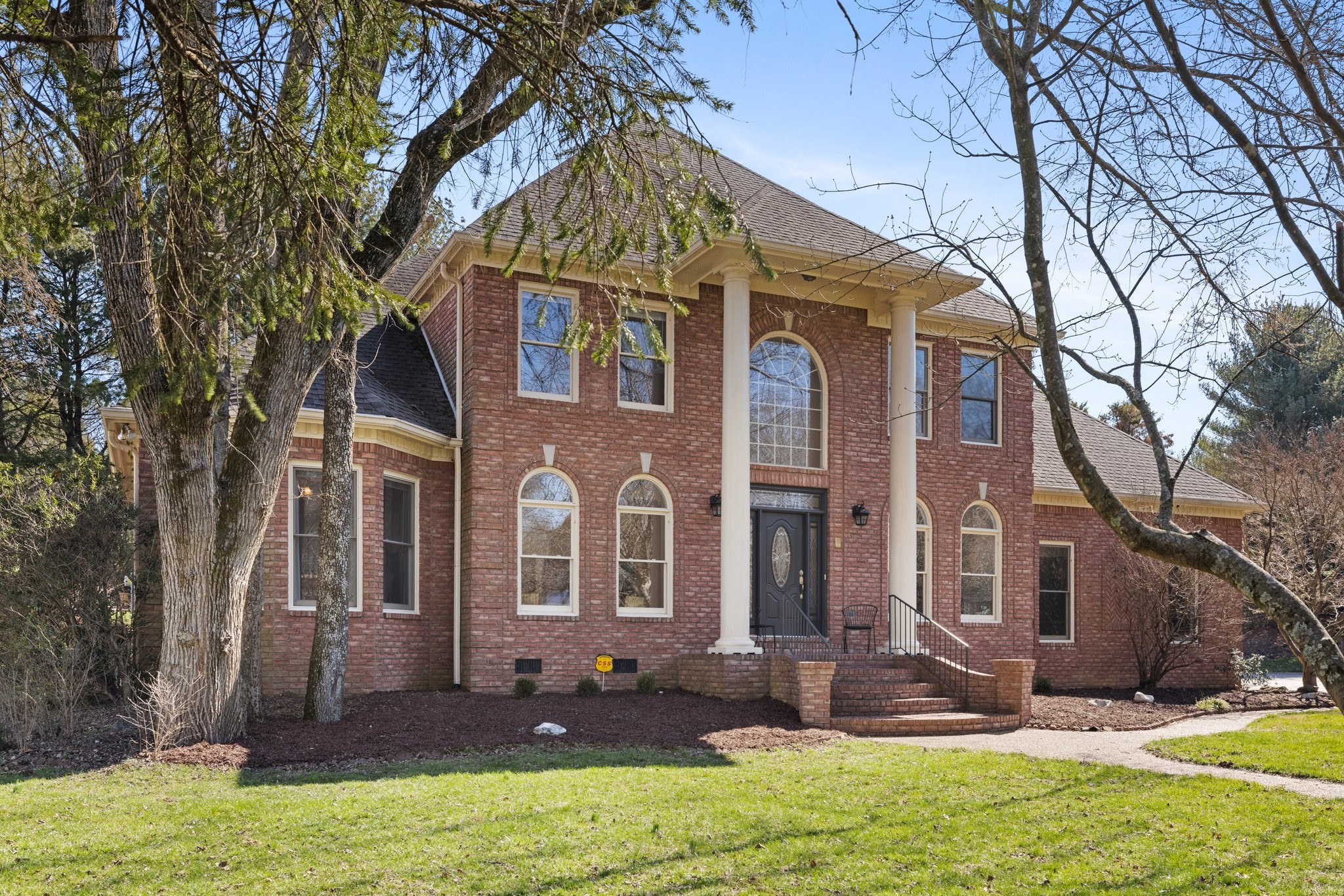 9485 Highwood Hill Rd