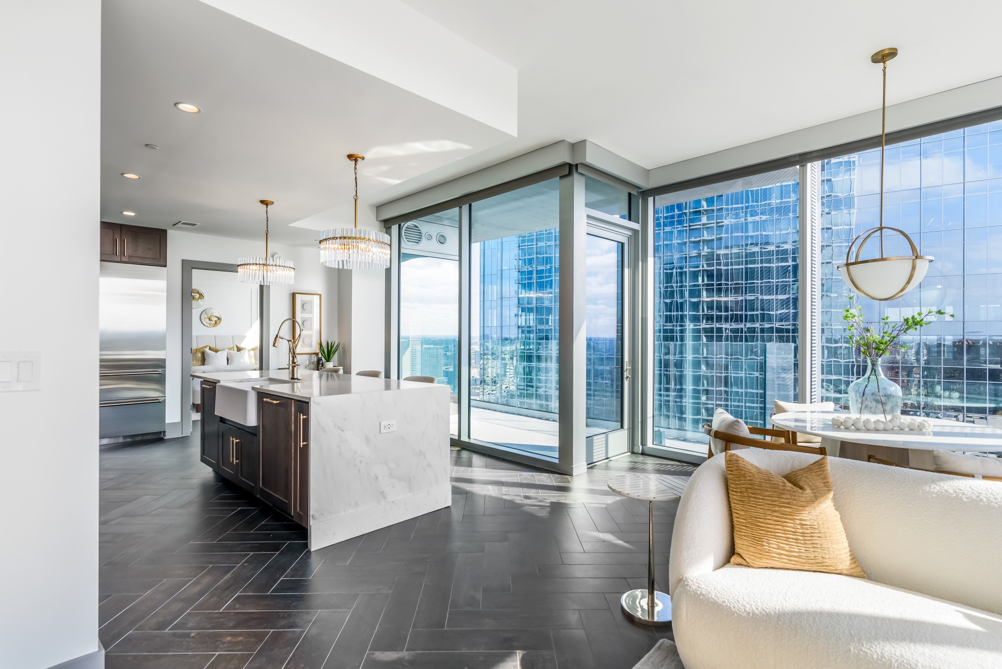 1616 West End Ave Unit: 2107