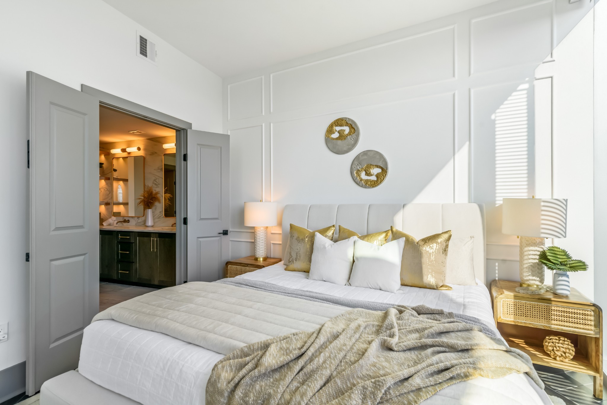 1616 West End Ave Unit: 2107
