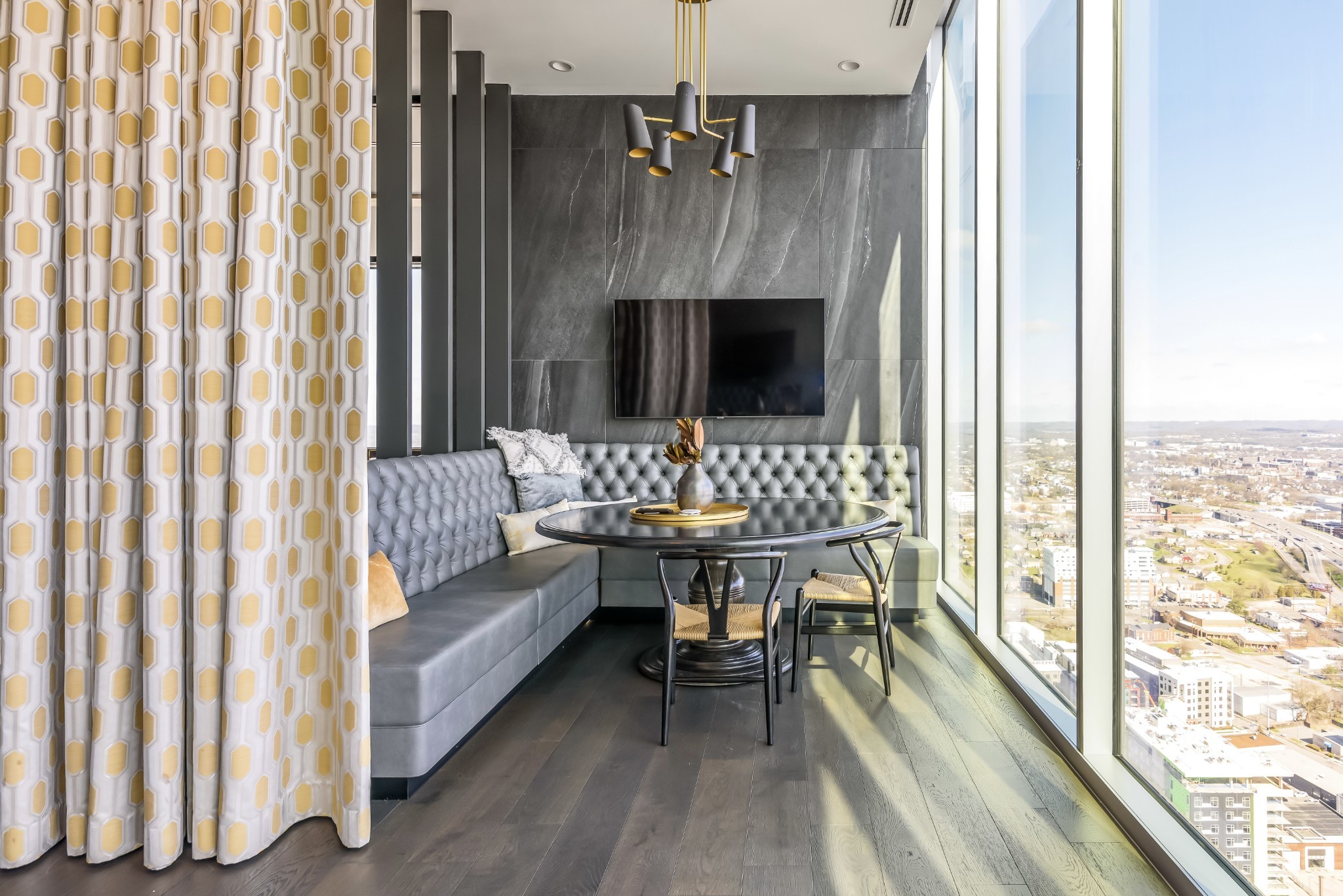1616 West End Ave Unit: 2107