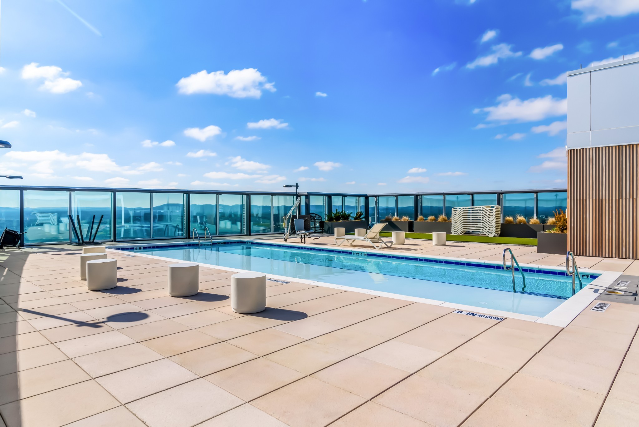 1616 West End Ave Unit: 2107