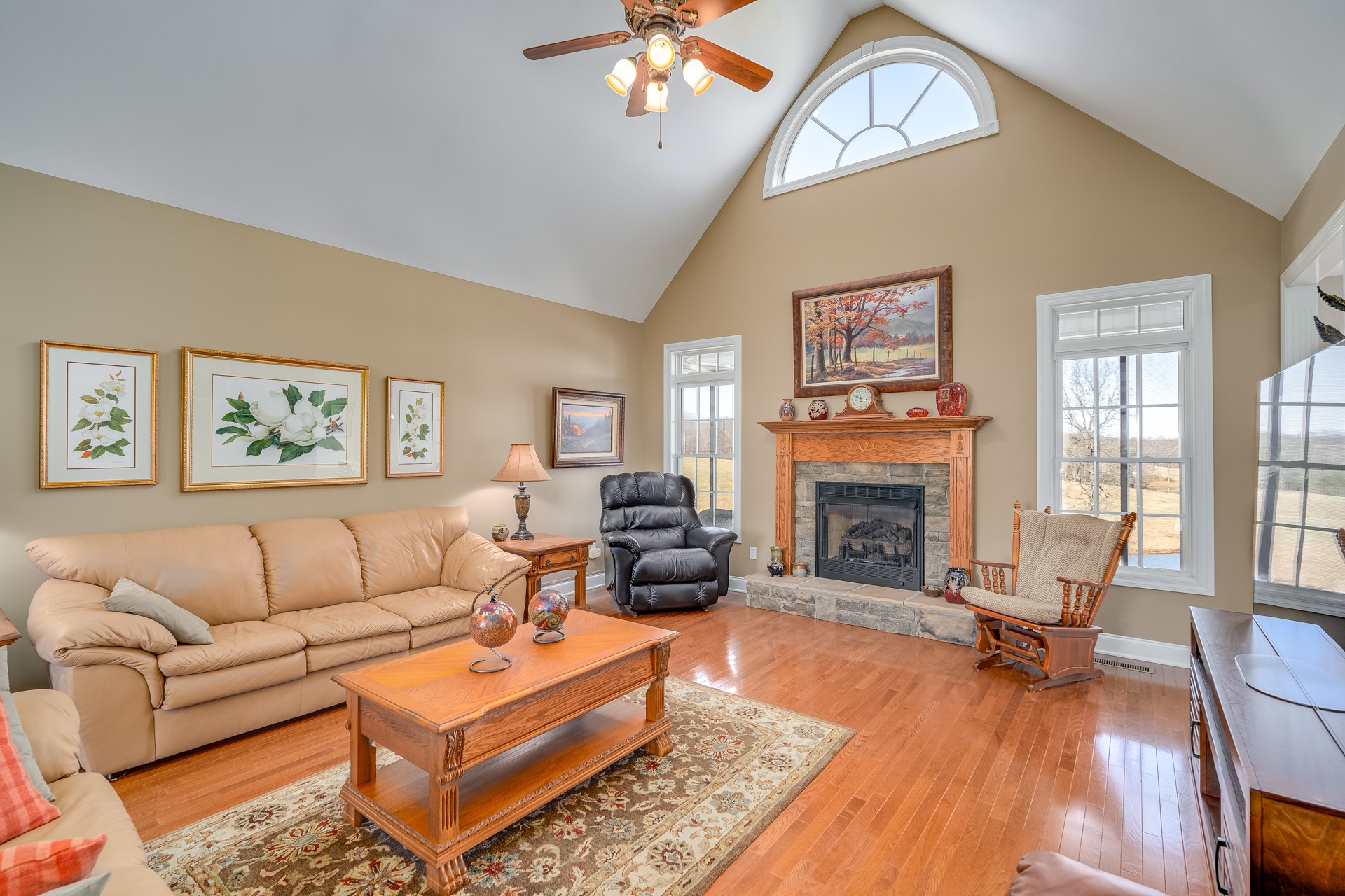 215 Stage Coach Rd