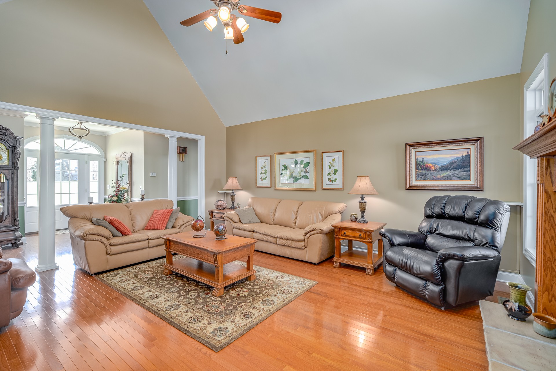 215 Stage Coach Rd