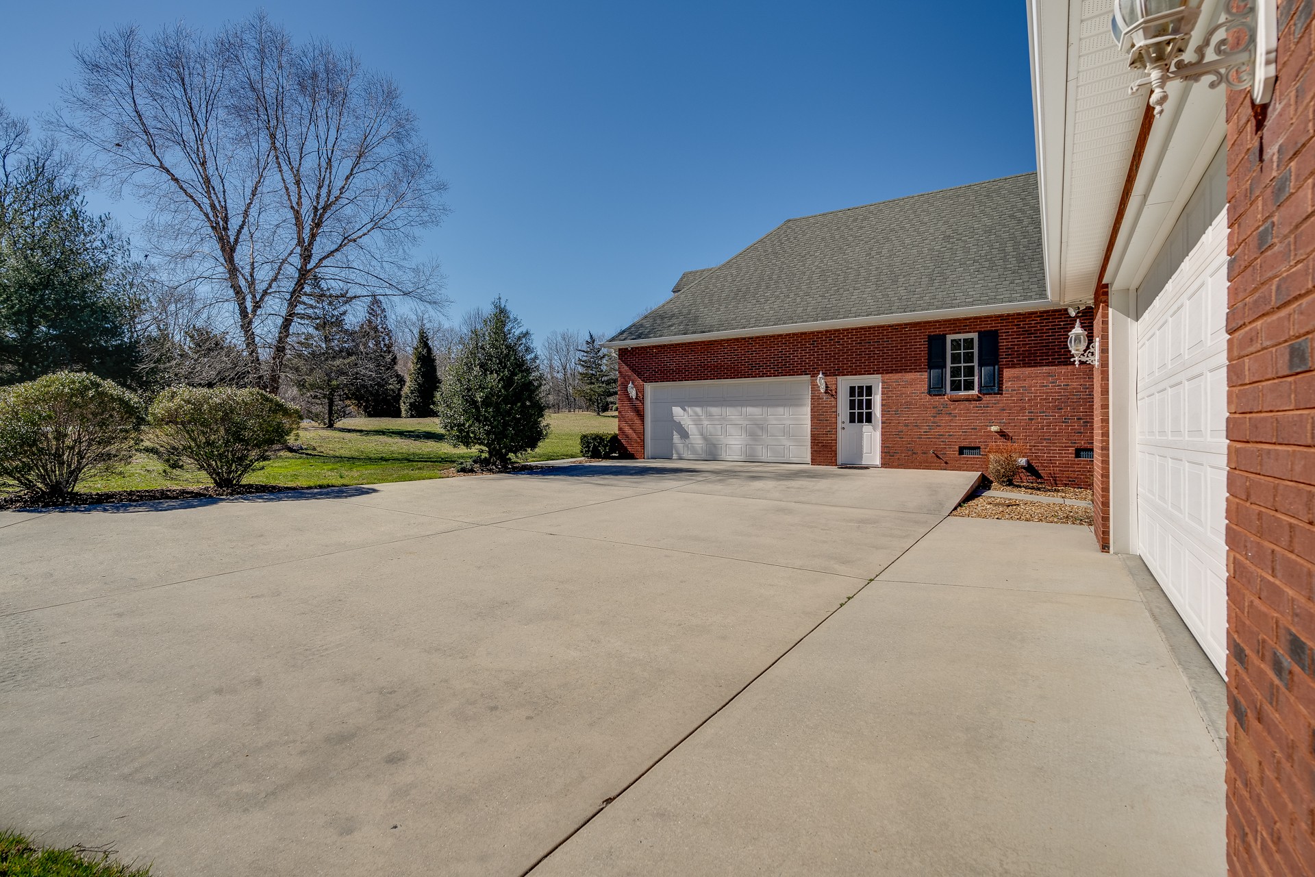 215 Stage Coach Rd