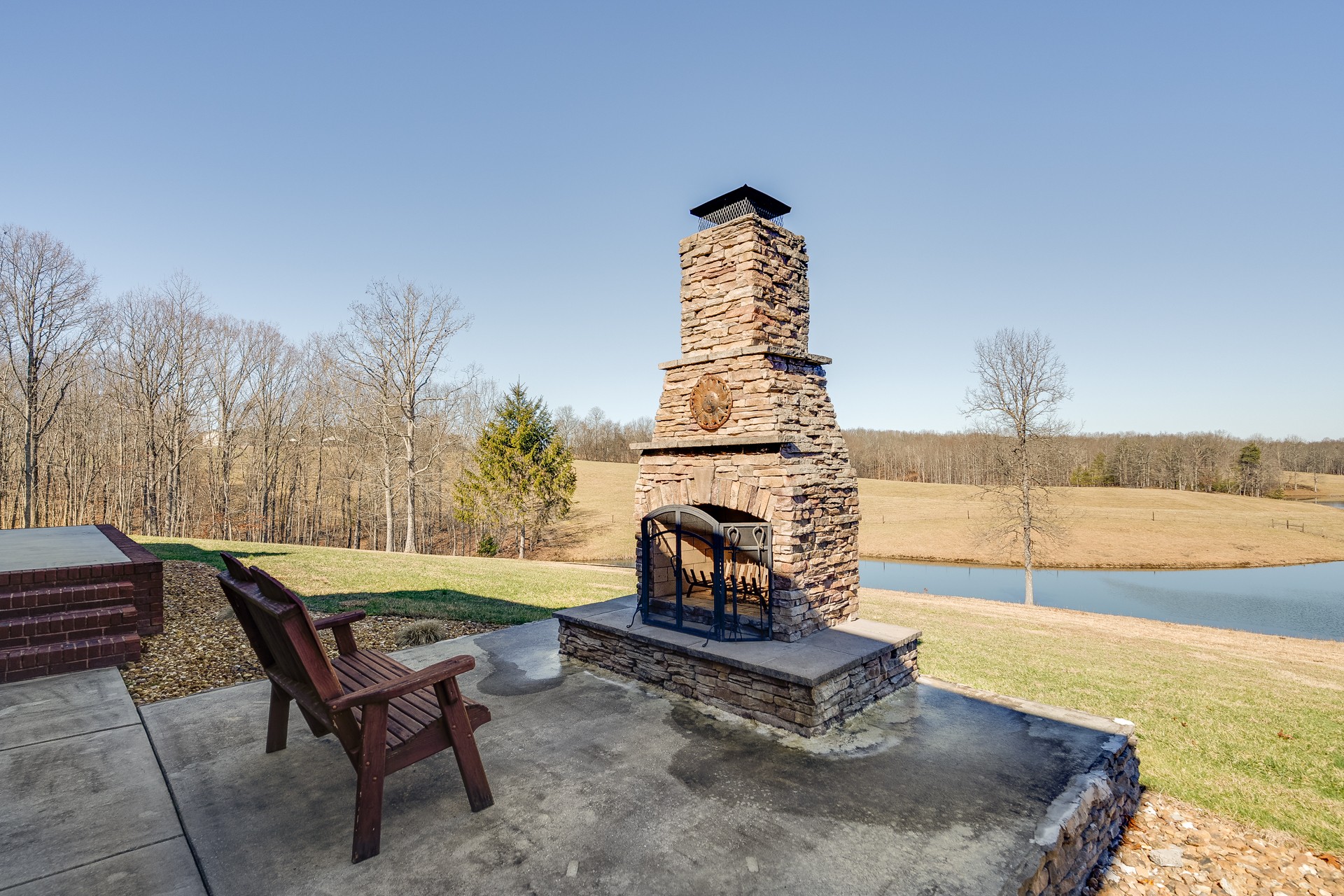 215 Stage Coach Rd