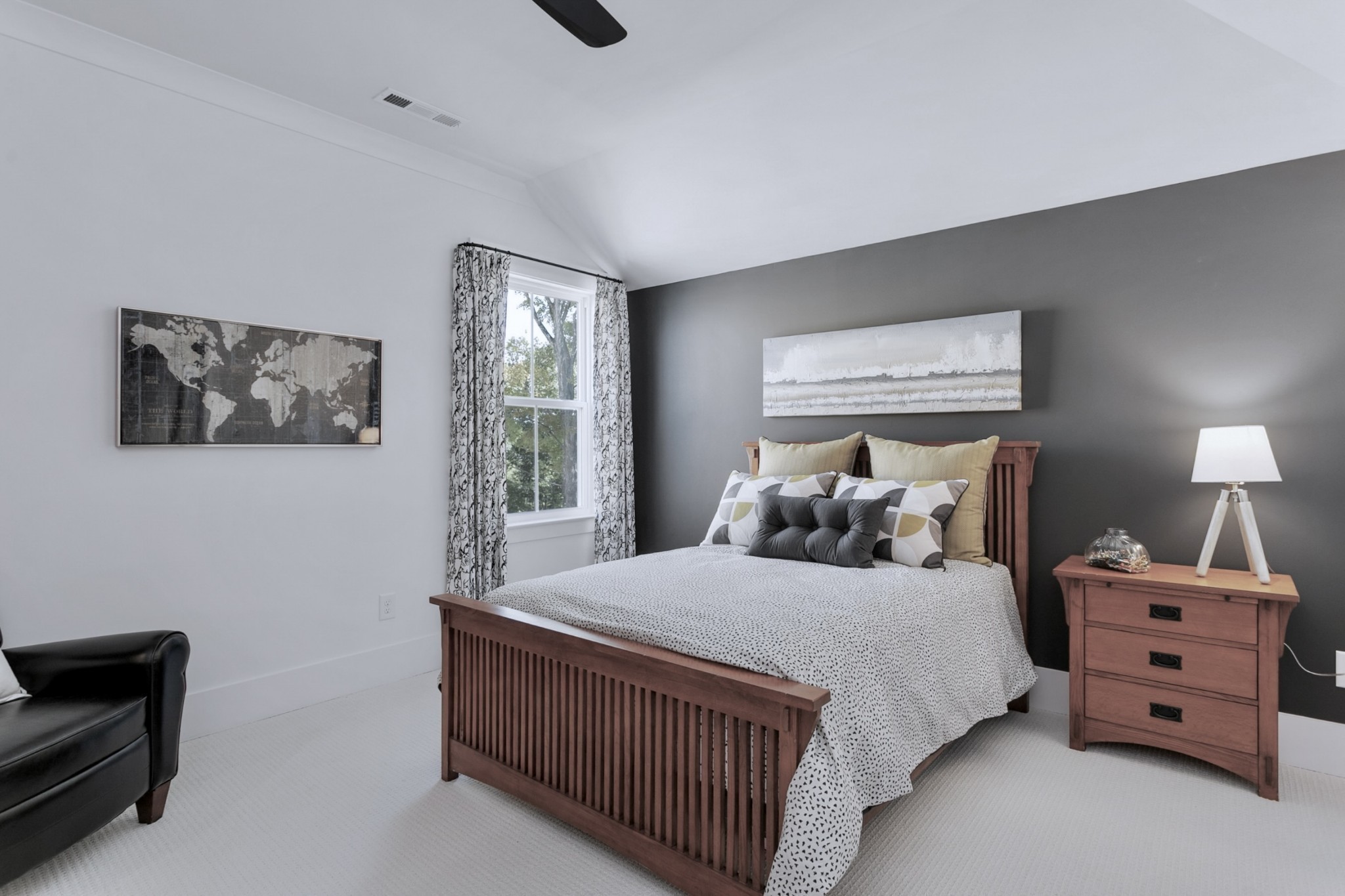 1022 PASADENA DR