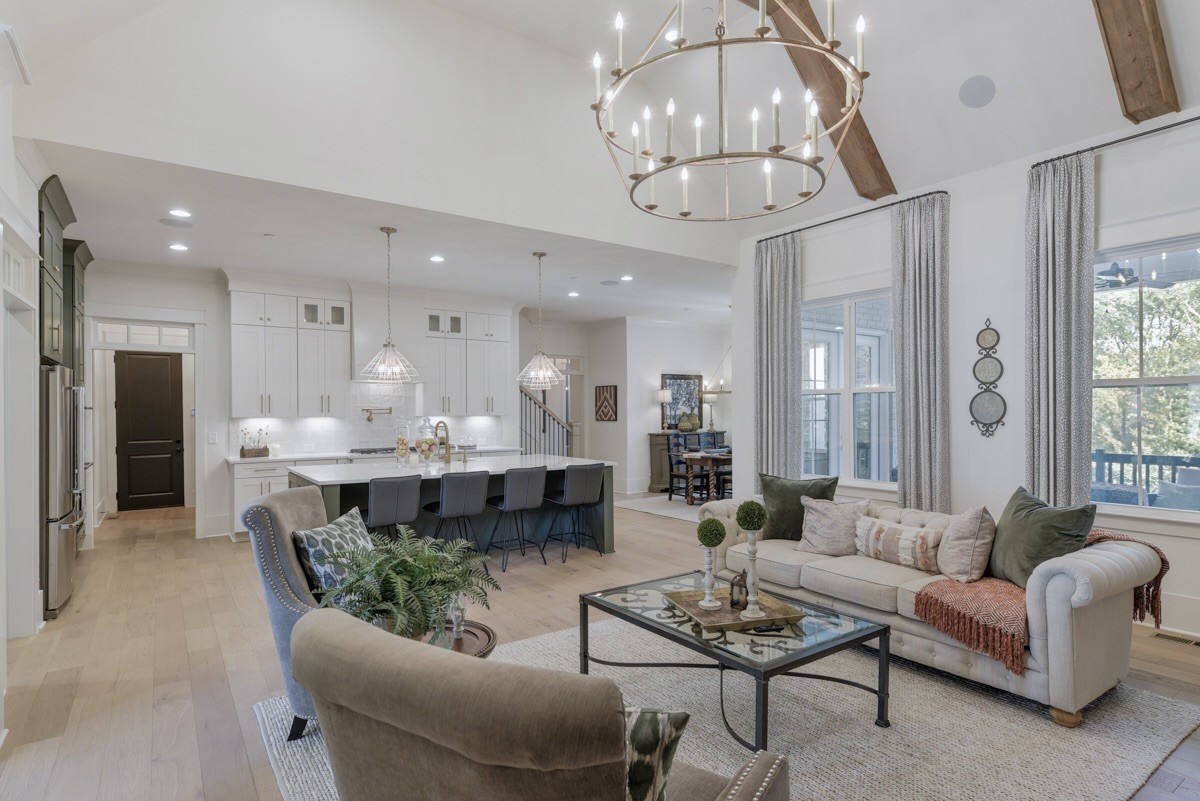 1022 PASADENA DR