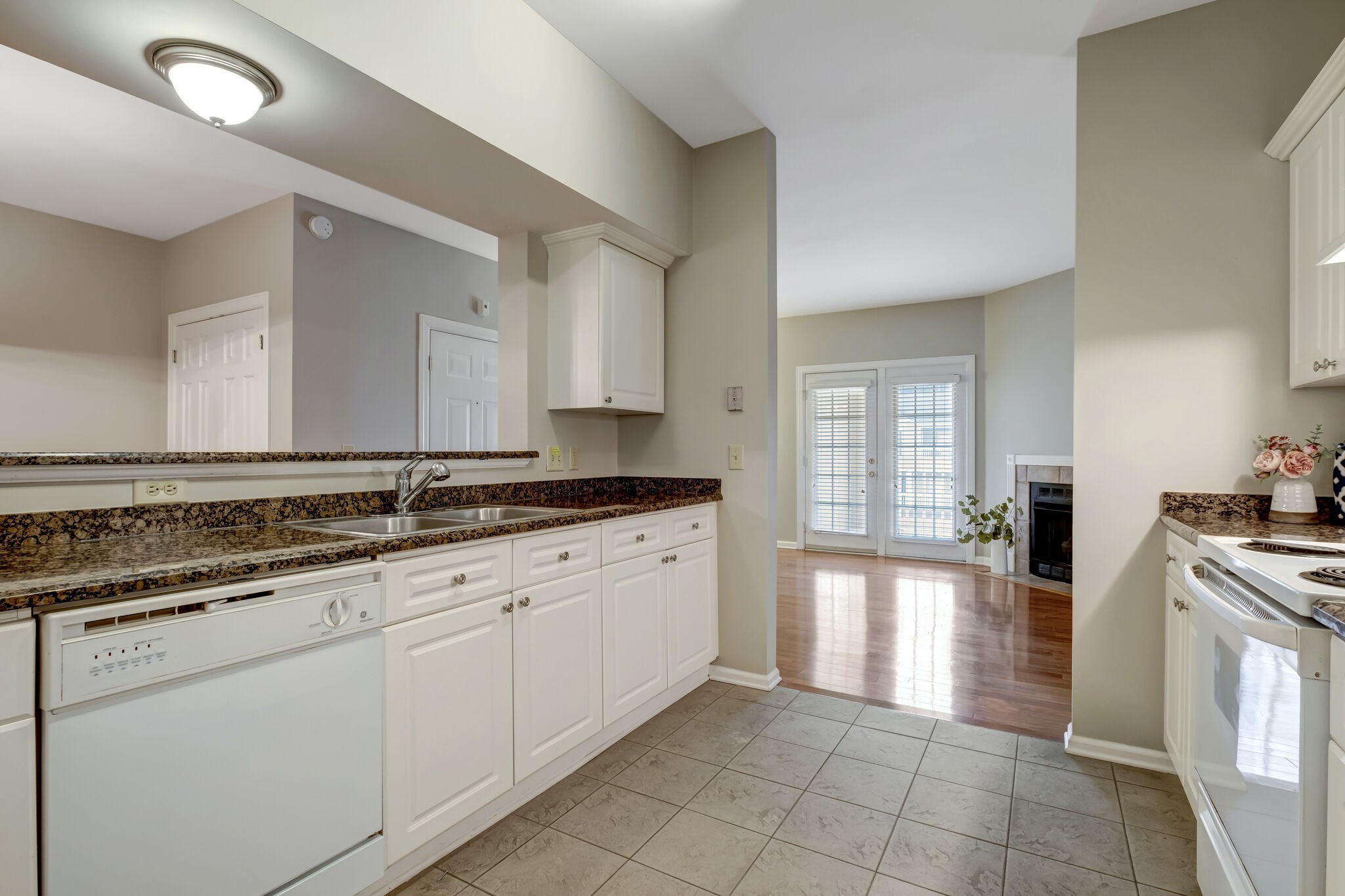 6820 Highway 70, S Unit: 207