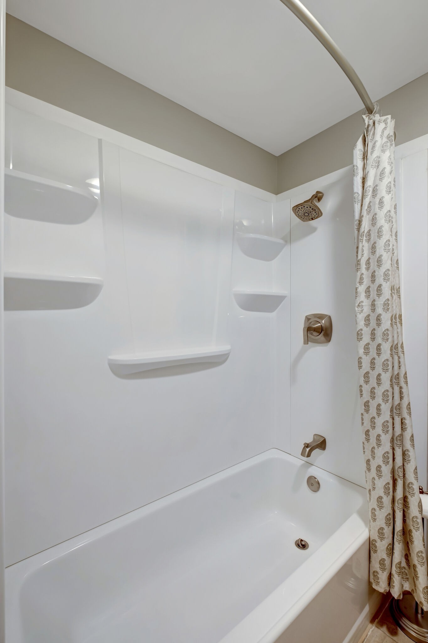 6820 Highway 70, S Unit: 207