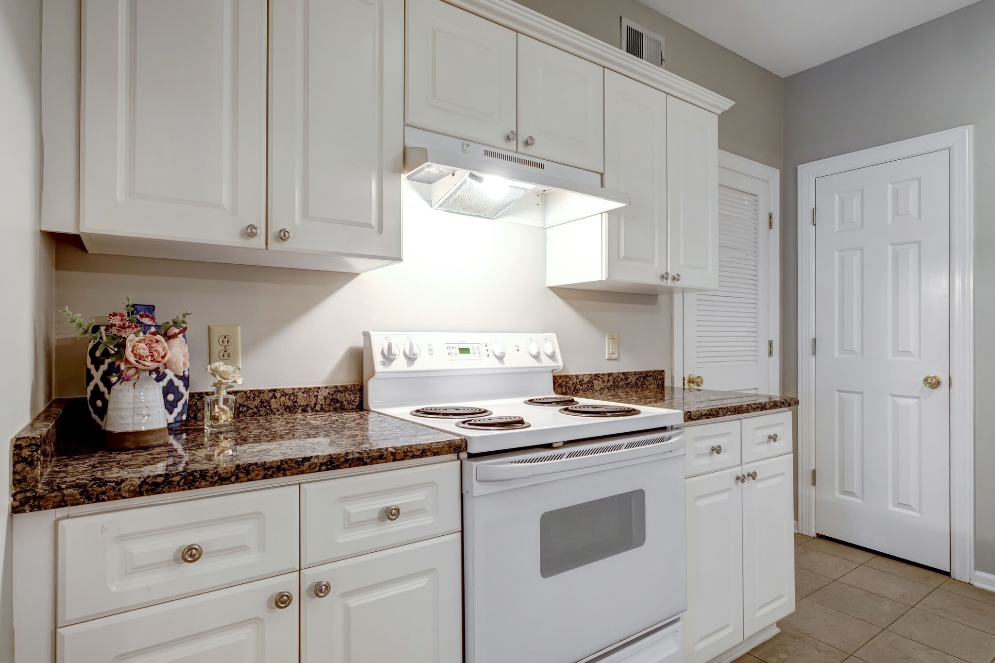 6820 Highway 70, S Unit: 207