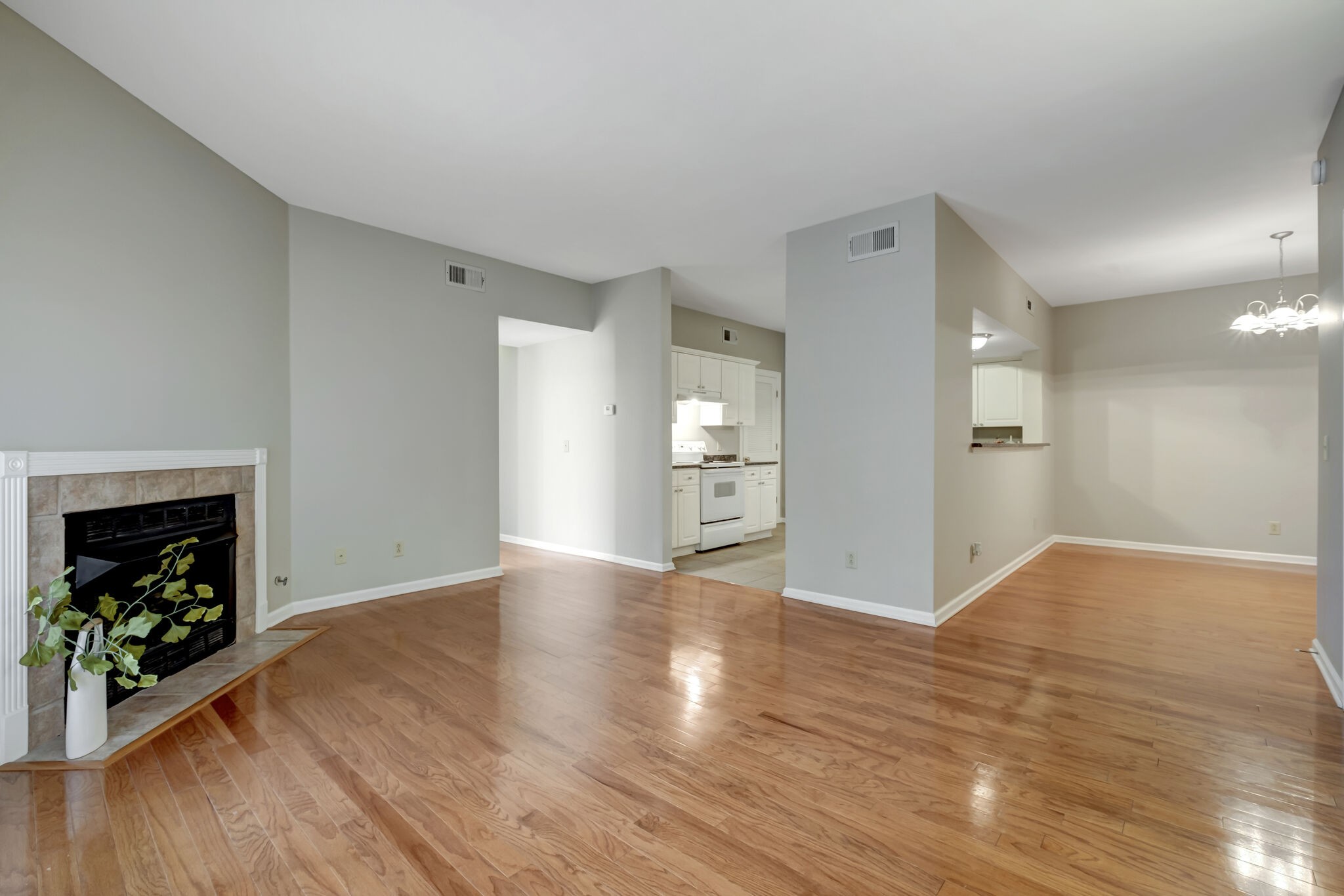 6820 Highway 70, S Unit: 207