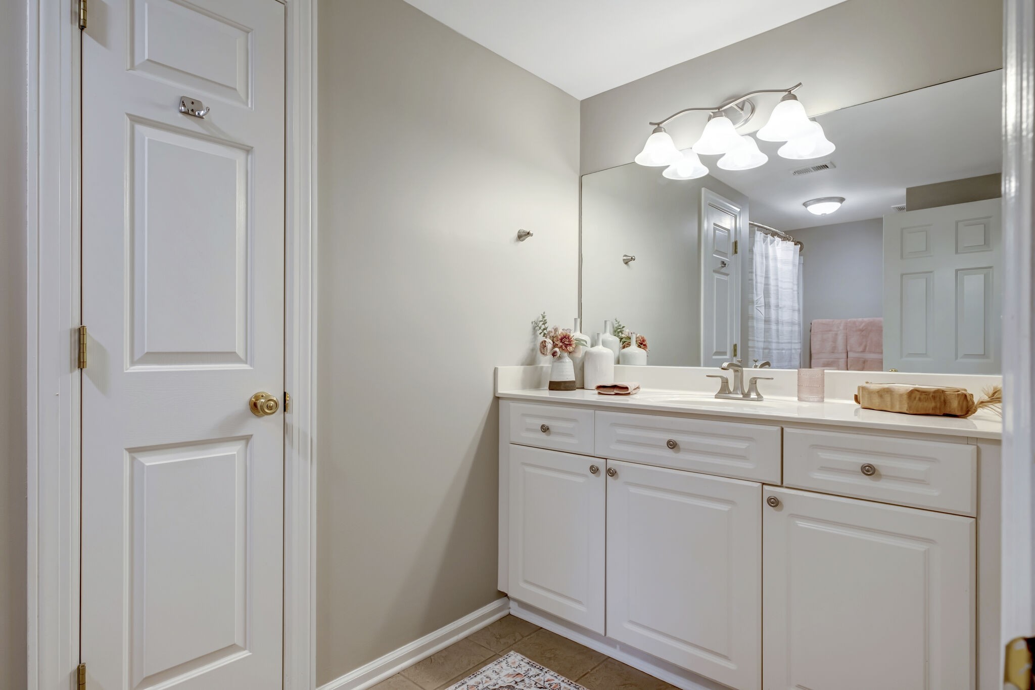 6820 Highway 70, S Unit: 207