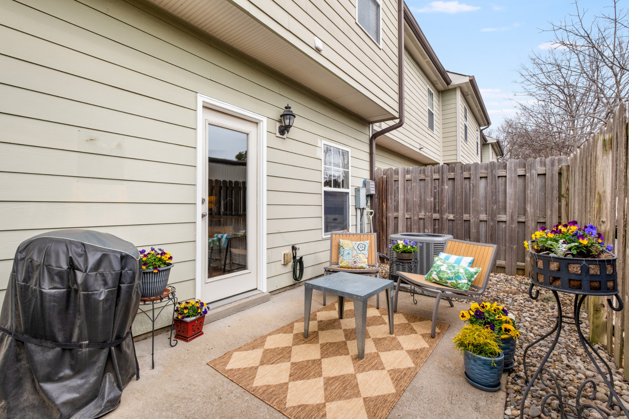 553 Rosedale Ave Unit: 136