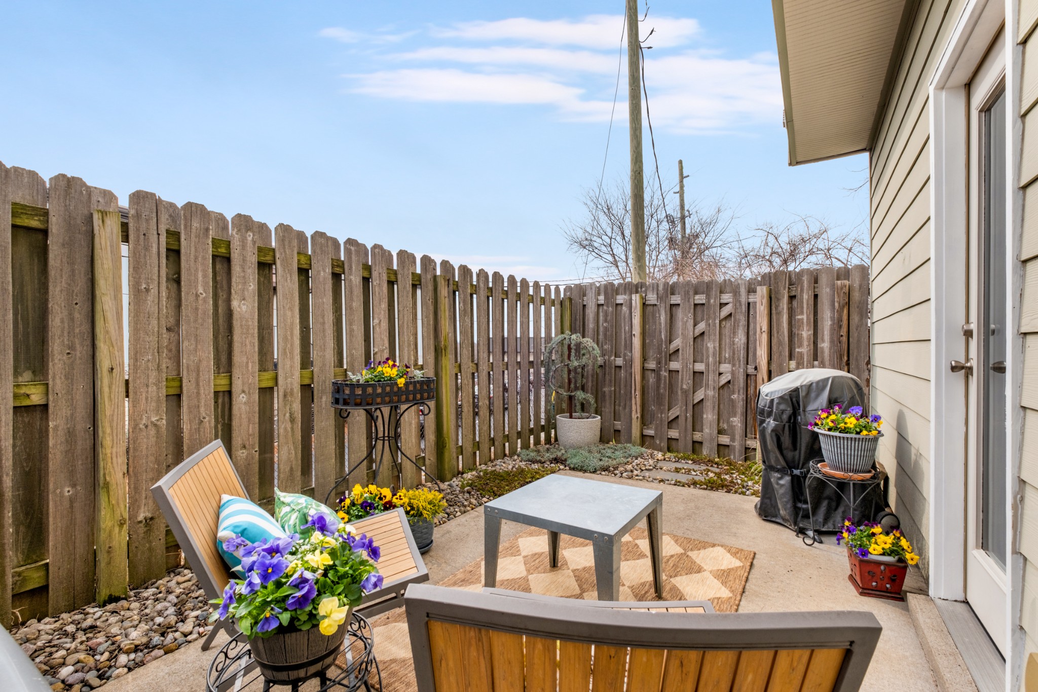 553 Rosedale Ave Unit: 136