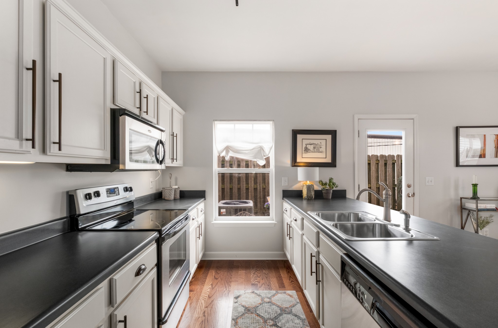 553 Rosedale Ave Unit: 136