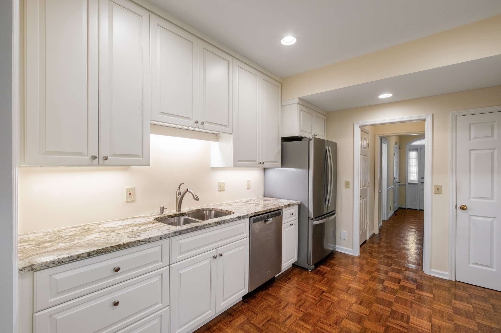 4400 Belmont Park Ter Unit: 240