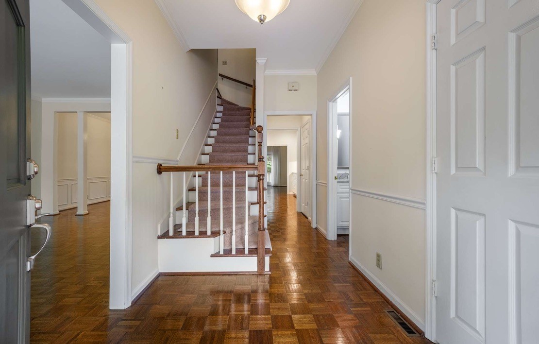 4400 Belmont Park Ter Unit: 240