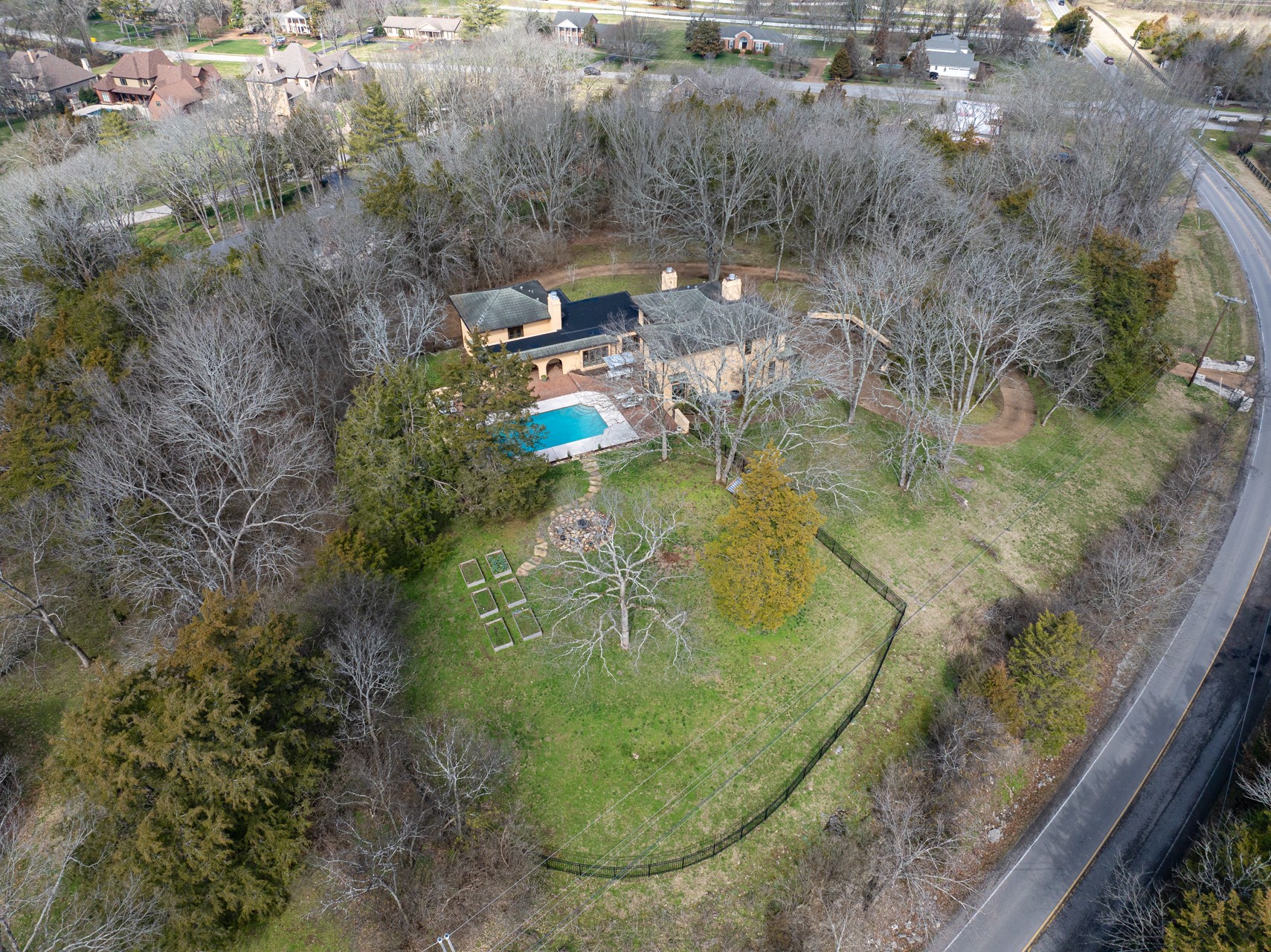 104 Vaughn Rd