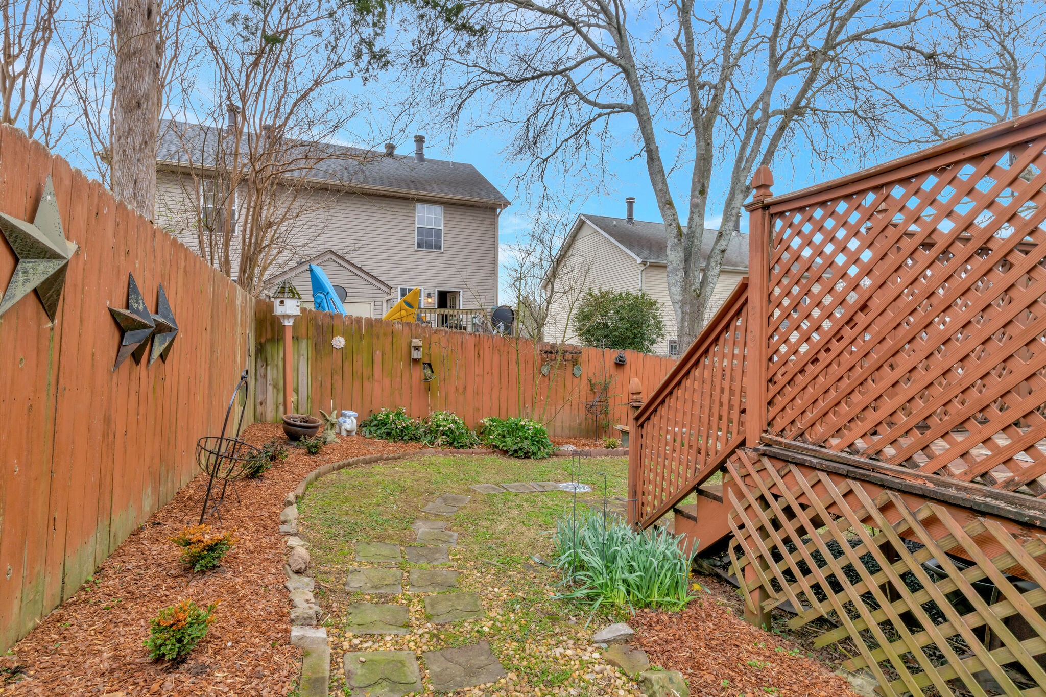 110 Champney Ct