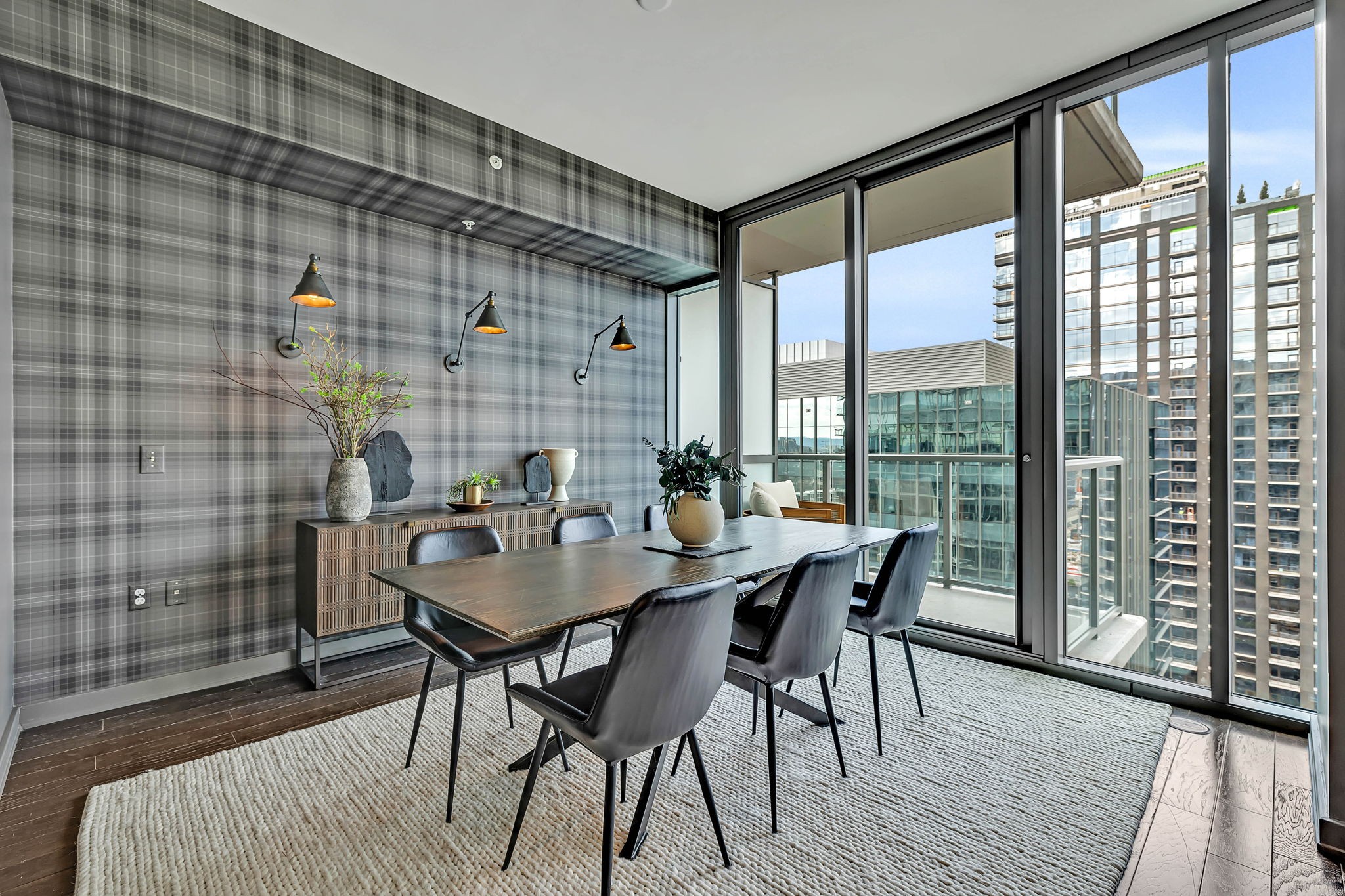 1212 Laurel St Unit: 1704