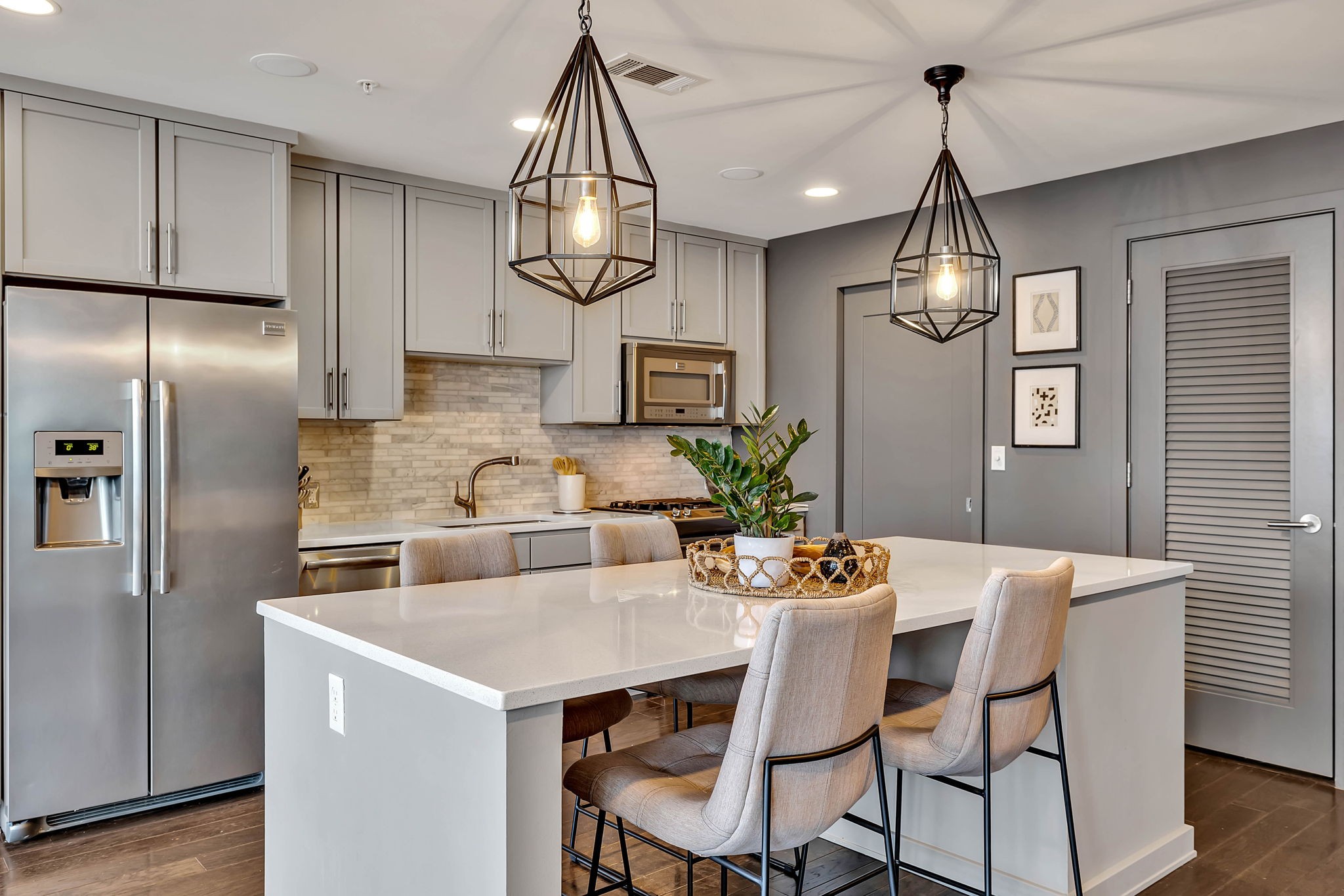 1212 Laurel St Unit: 1704
