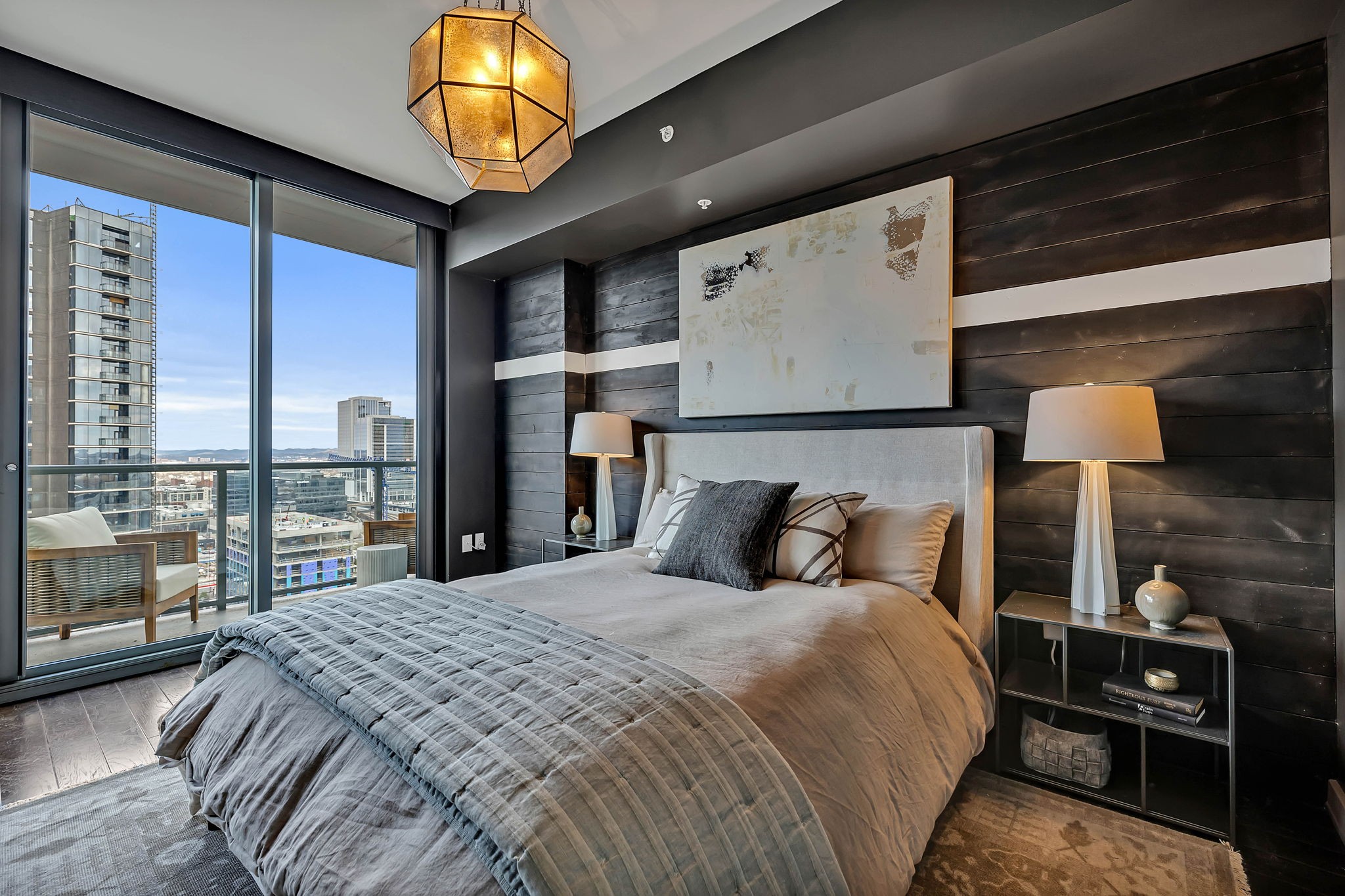 1212 Laurel St Unit: 1704