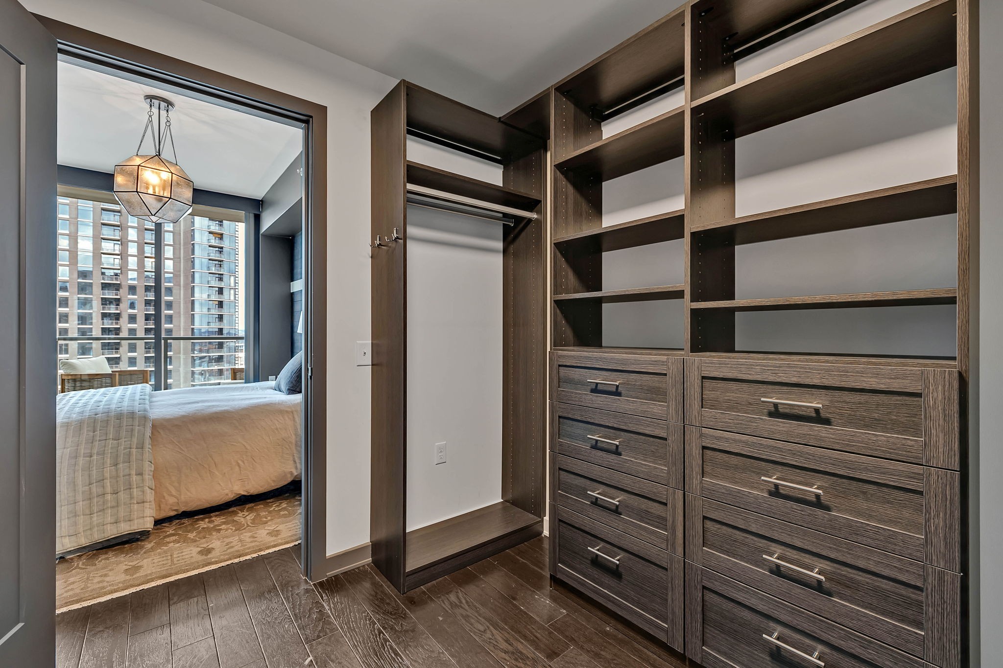 1212 Laurel St Unit: 1704