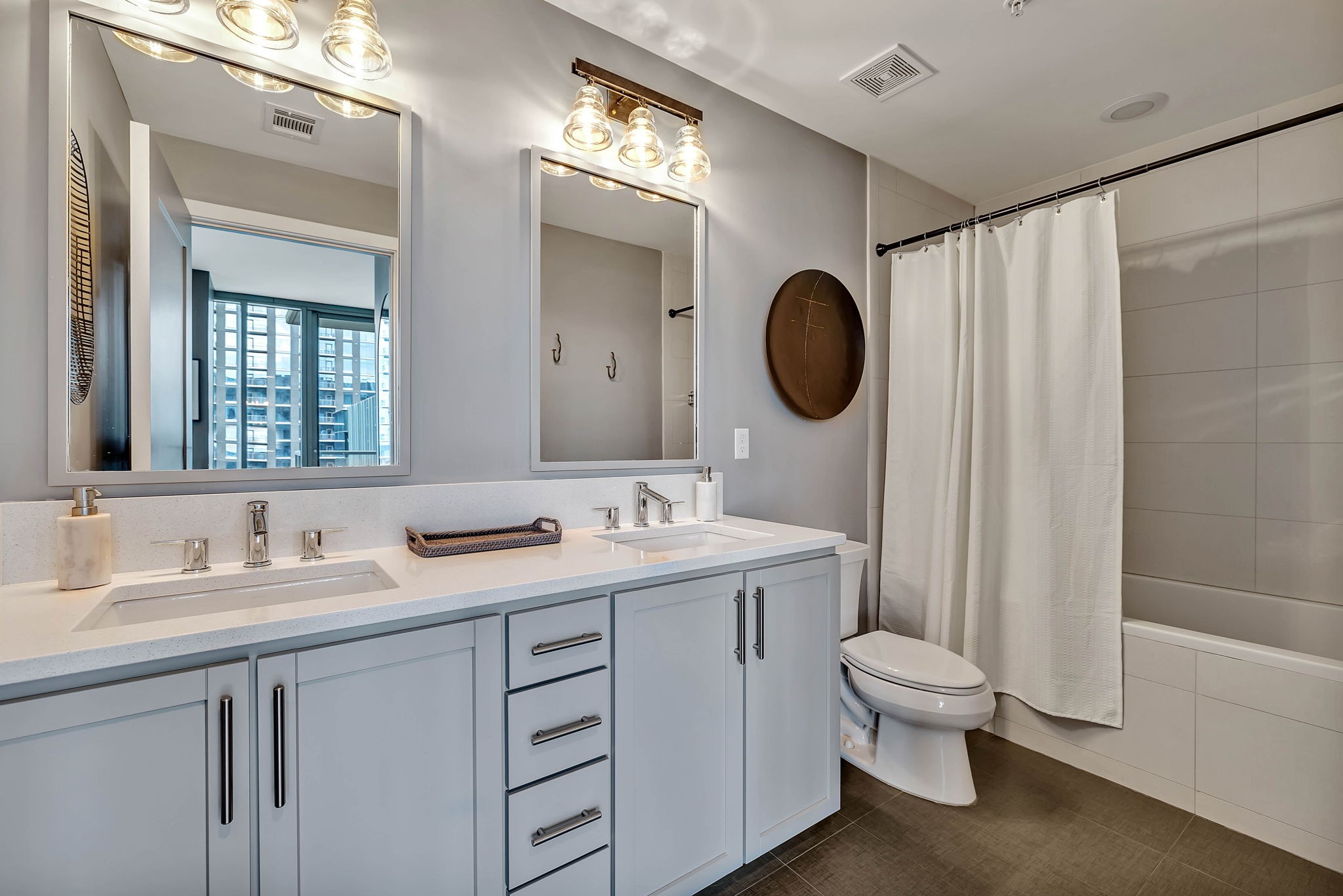 1212 Laurel St Unit: 1704