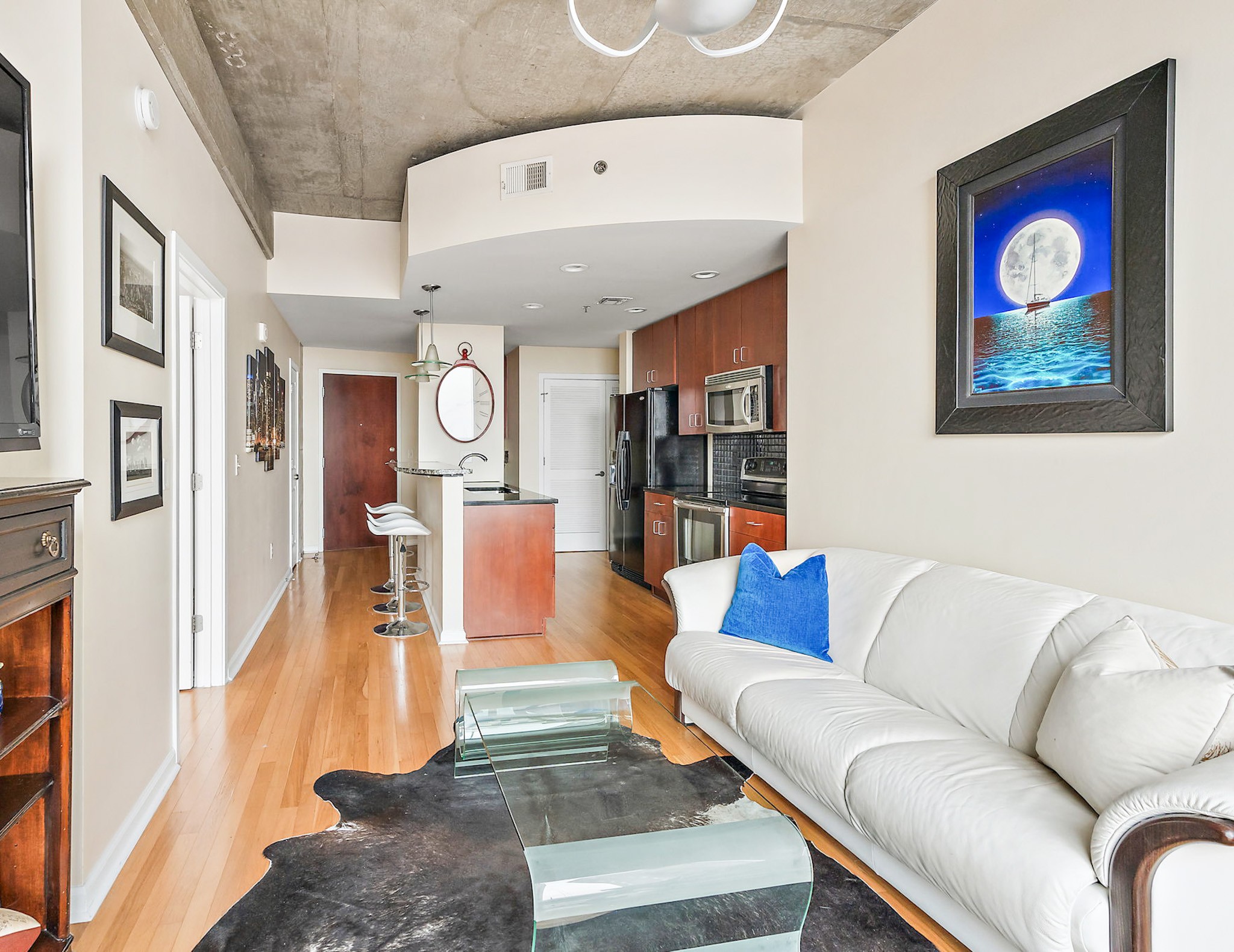 415 Church St Unit: 2513