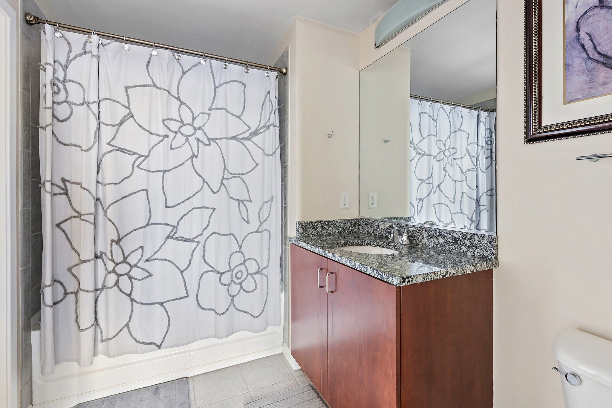 415 Church St Unit: 2513