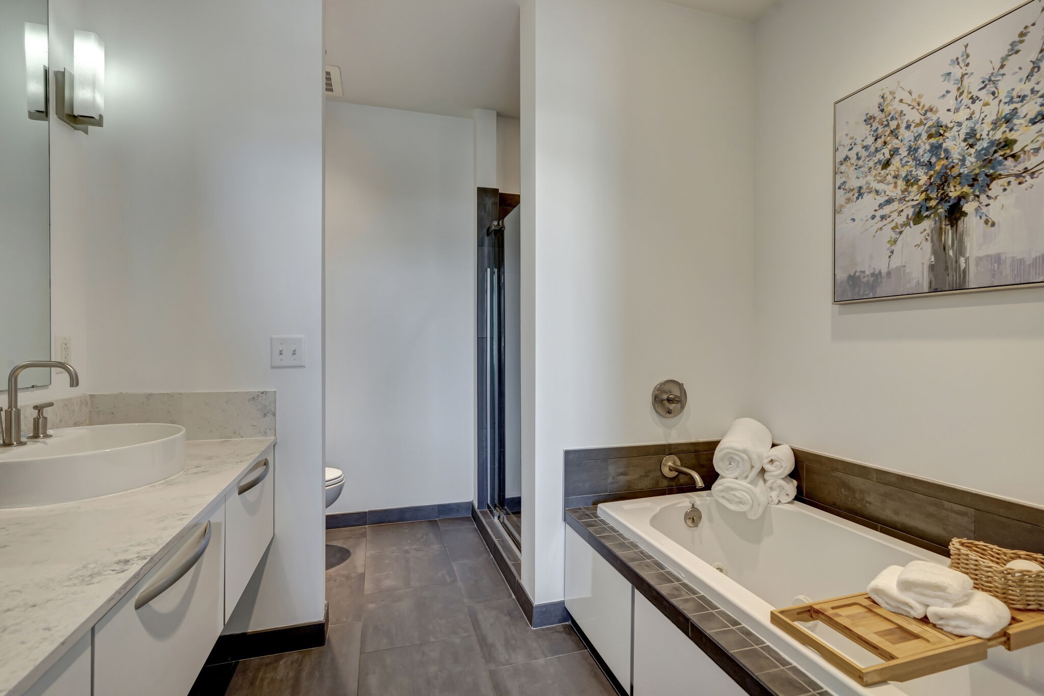 700 12th Ave, S Unit: 801