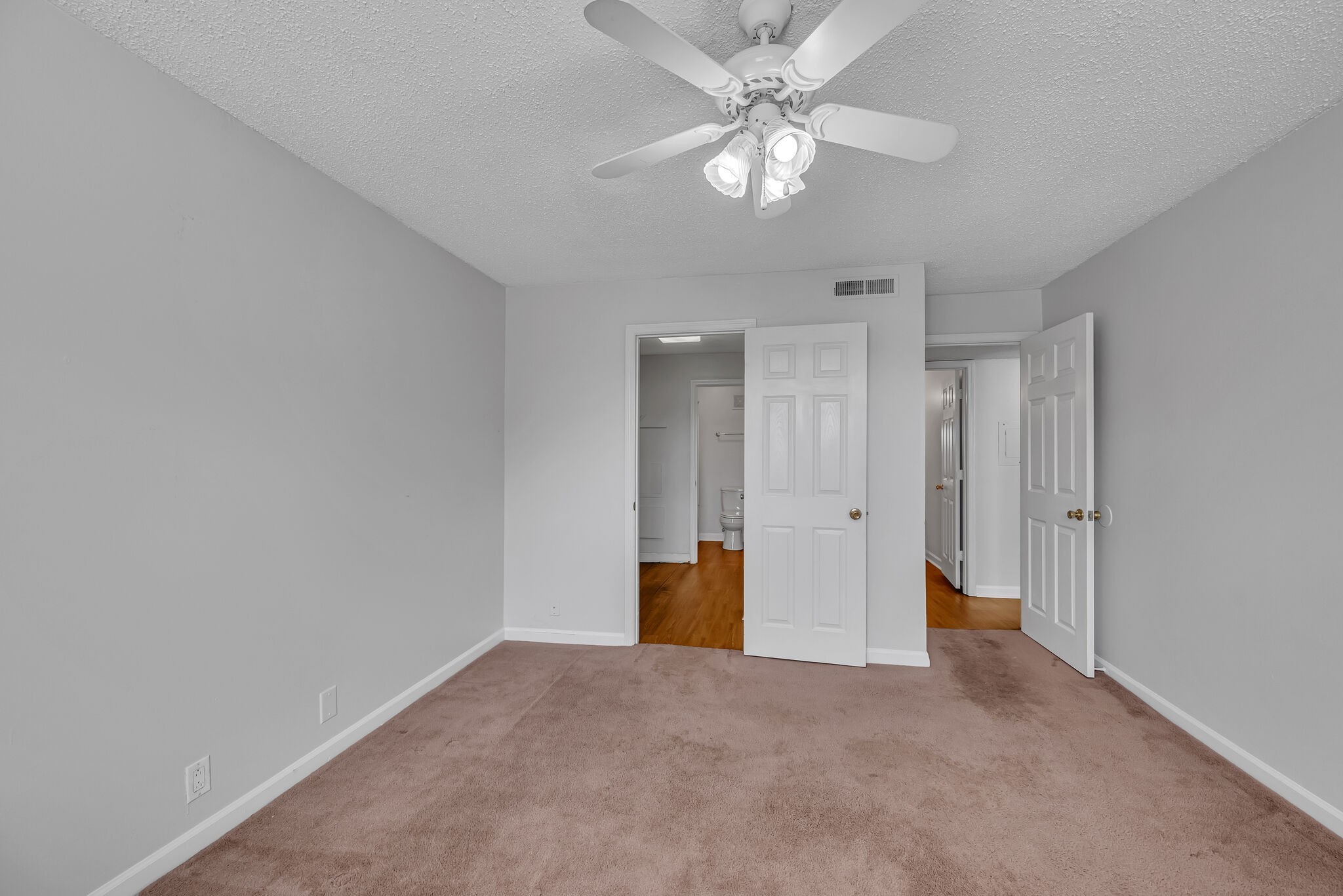 6680 Charlotte Pike Unit: B2