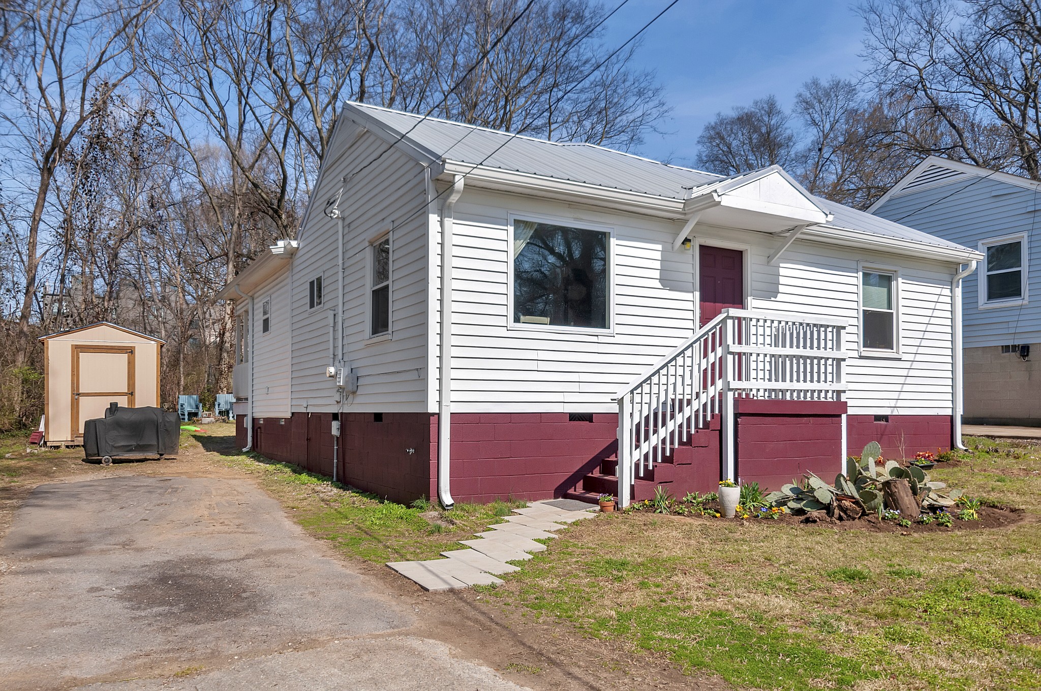 805 W Greenwood Ave