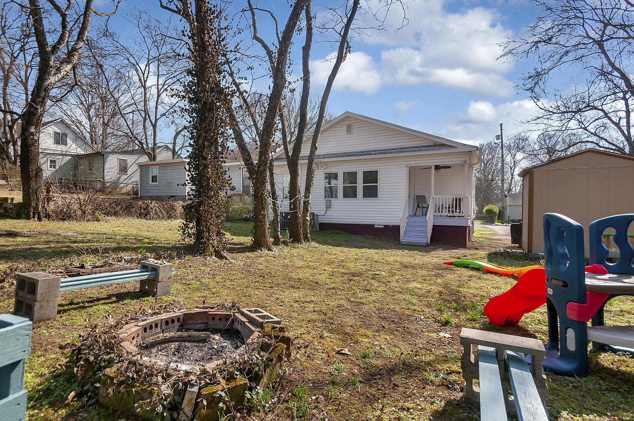 805 W Greenwood Ave