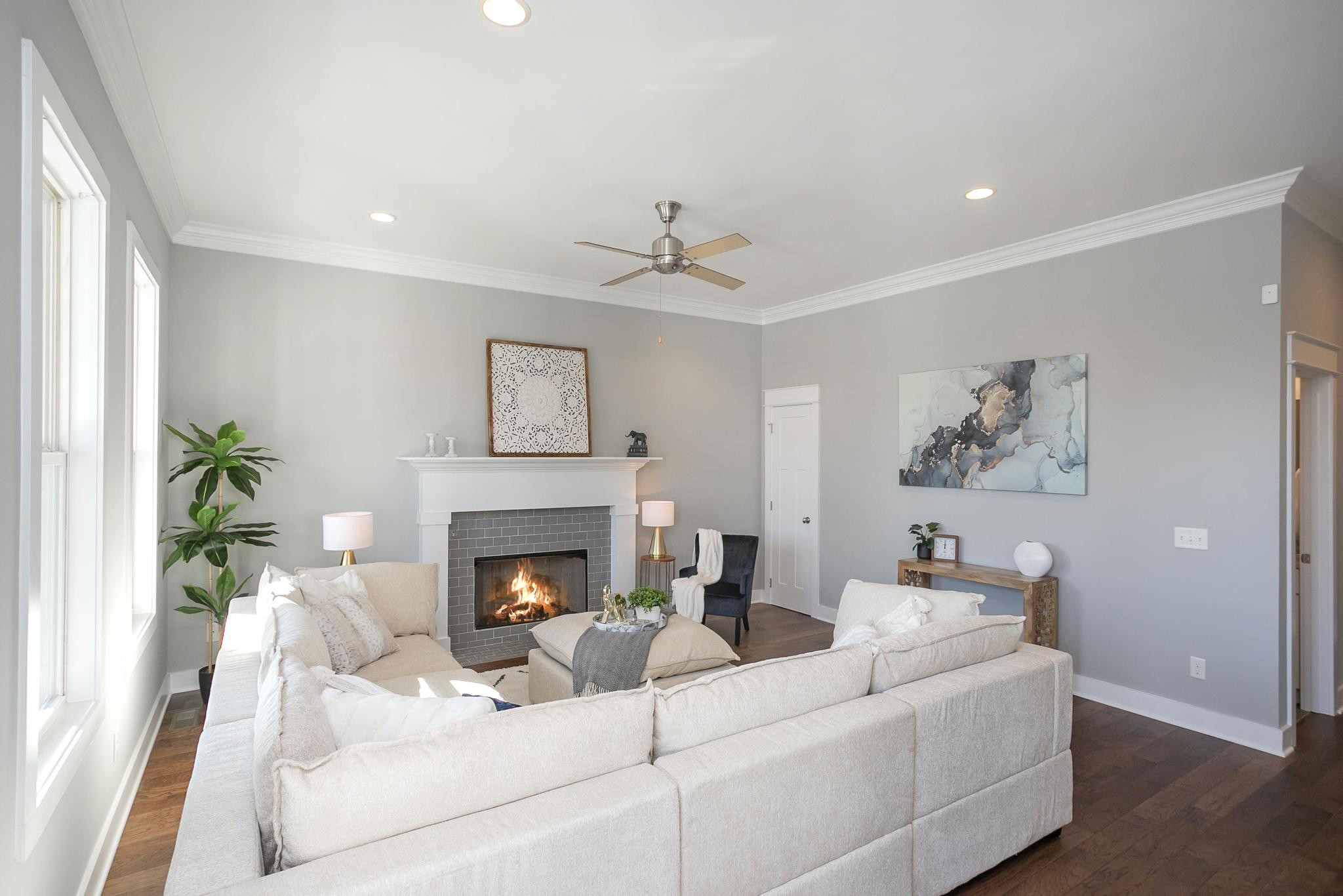 1609 Electric Ave