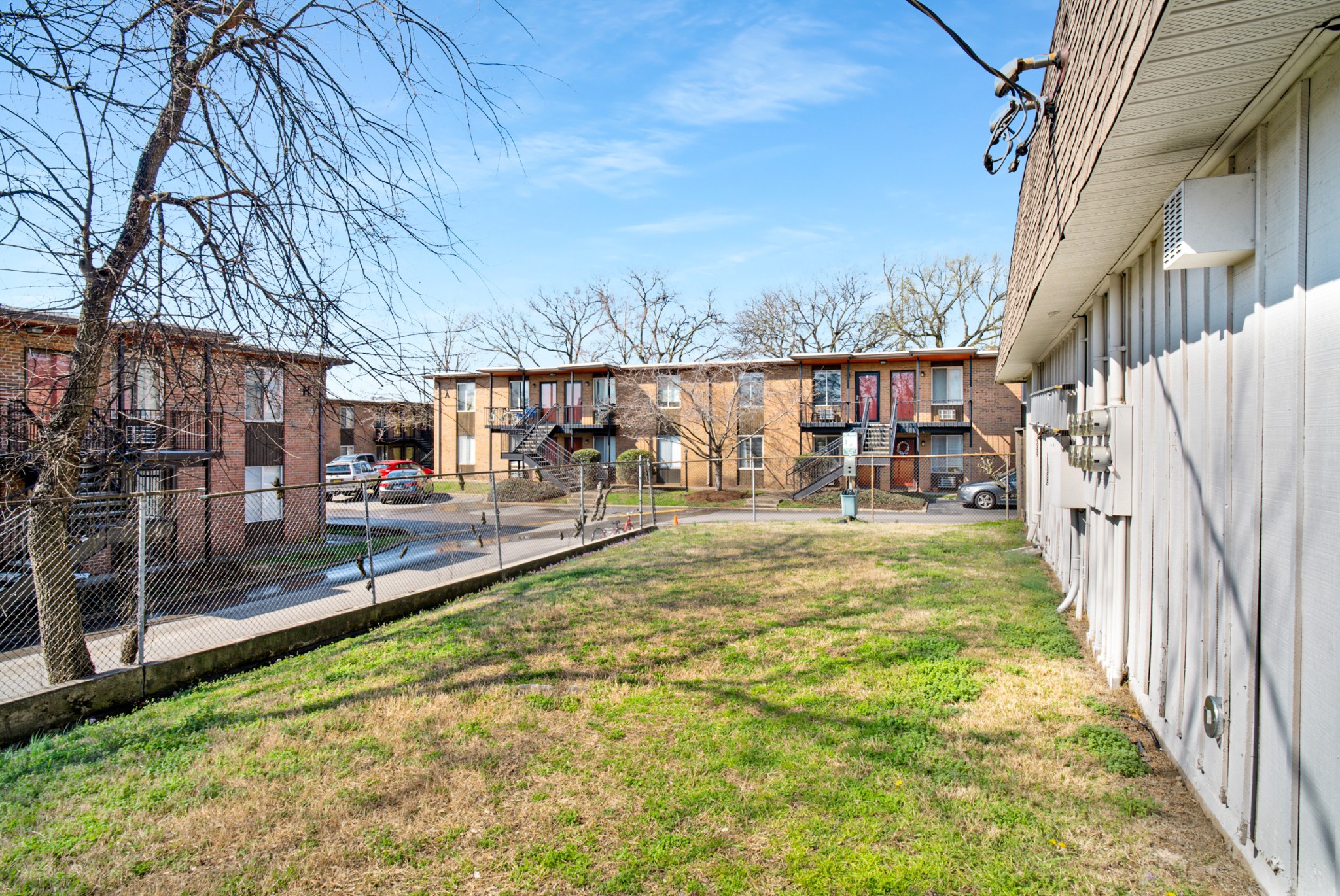 2097 Graybar Ln Unit: C1